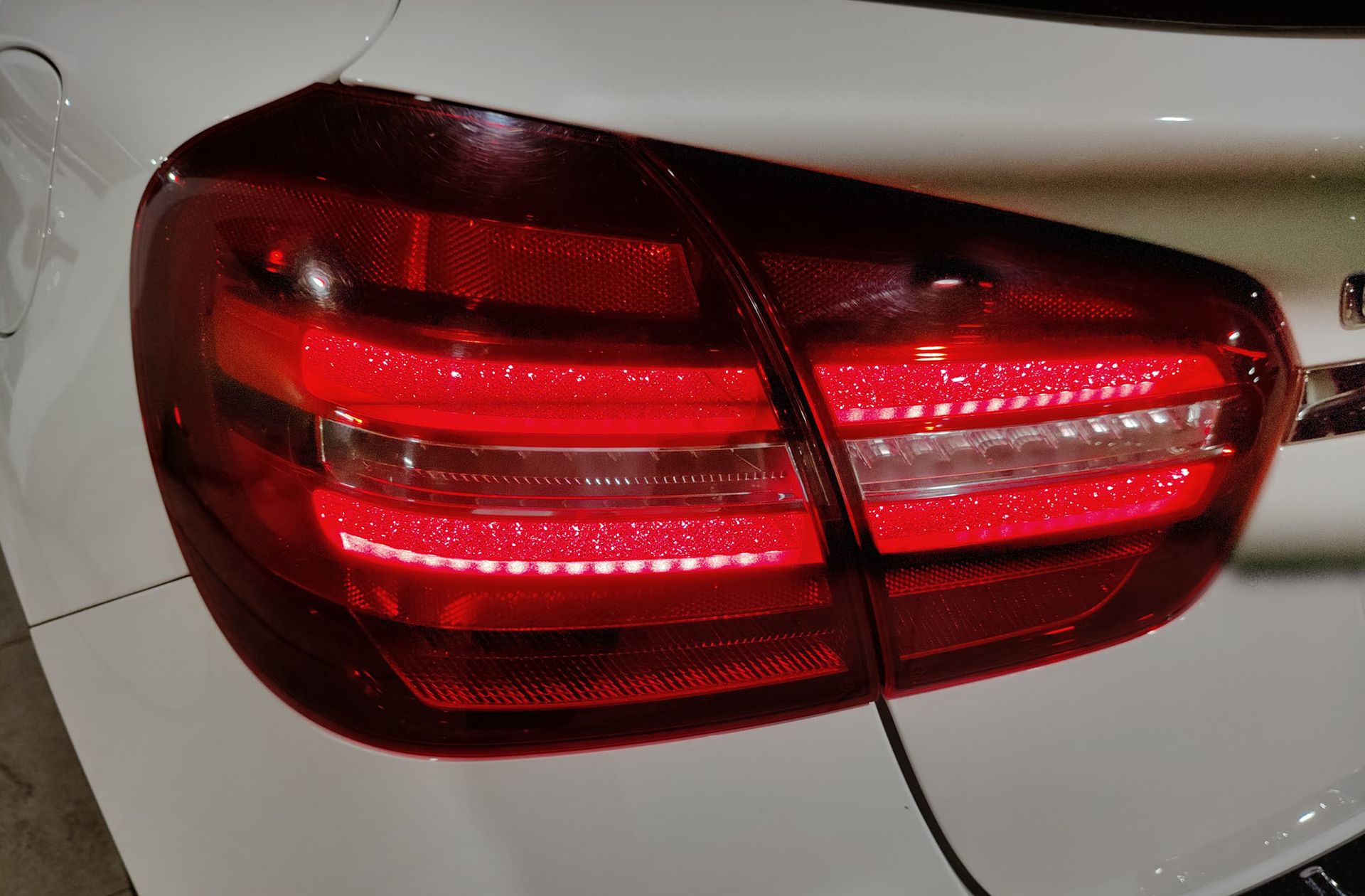 Mercedes-Benz GLA 180 - foto 16