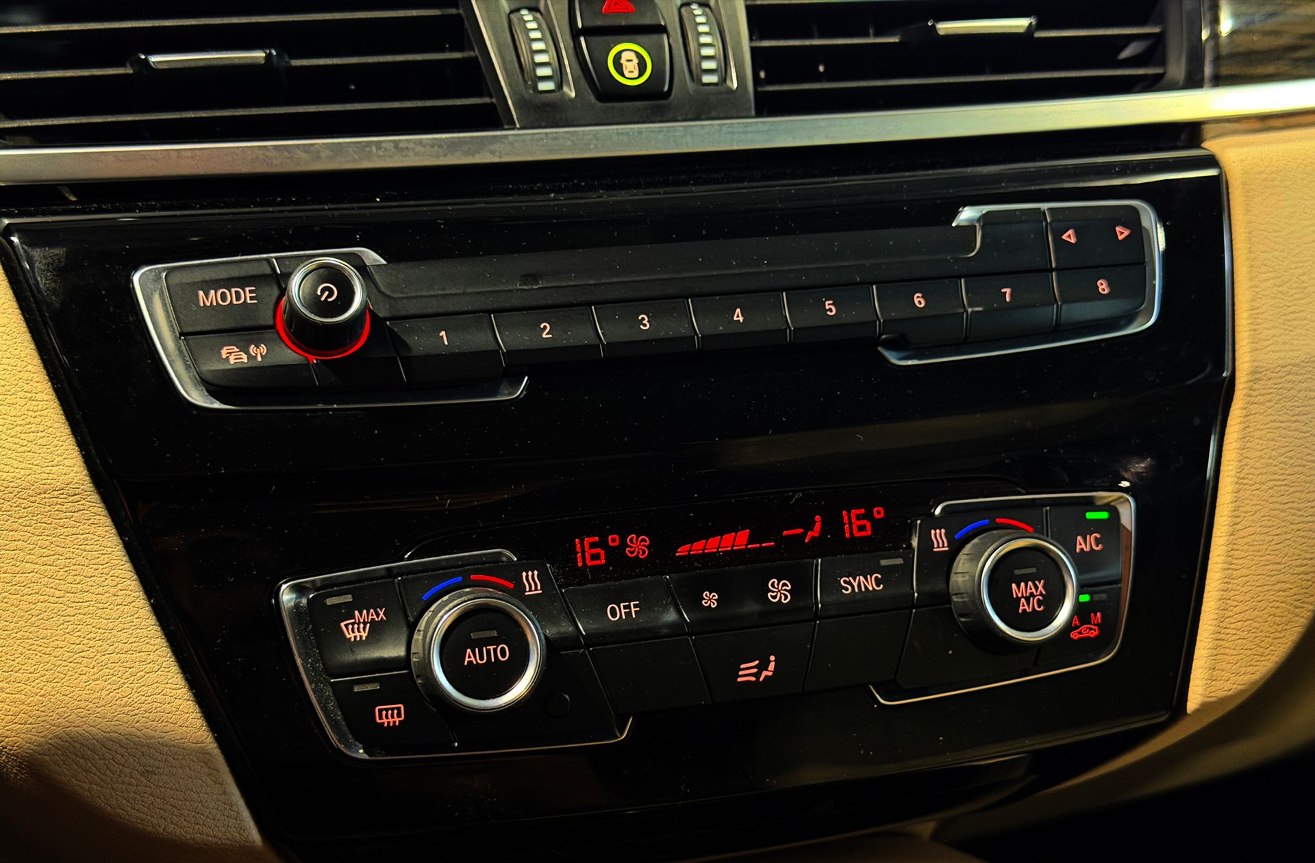 BMW X1 sDrive18d - foto 35