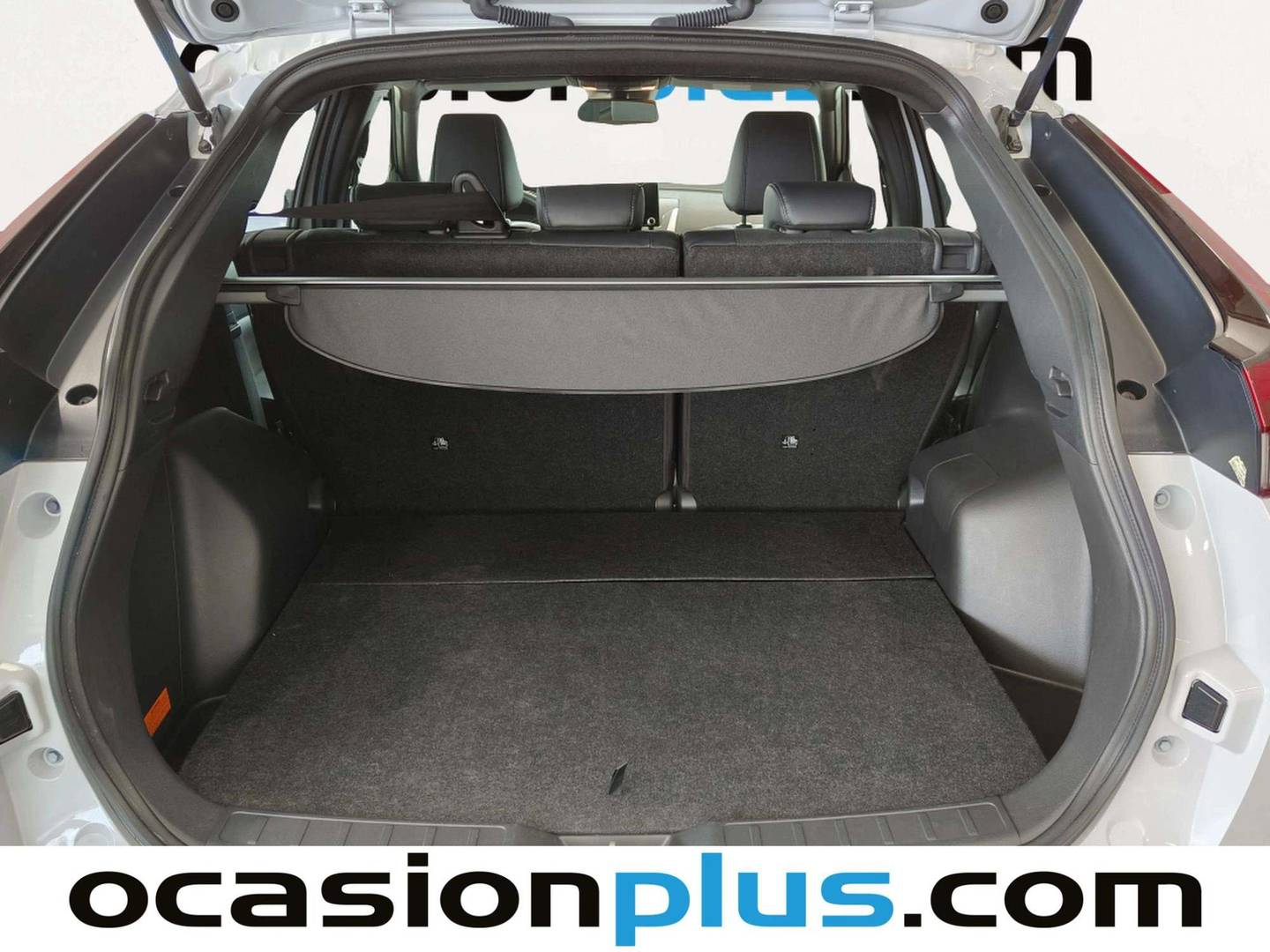 Fotos maletero Mitsubishi Eclipse Cross Mitsubishi Eclipse Cross 2.4 PHEV Kaiteki 4WD Auto (188 CV)