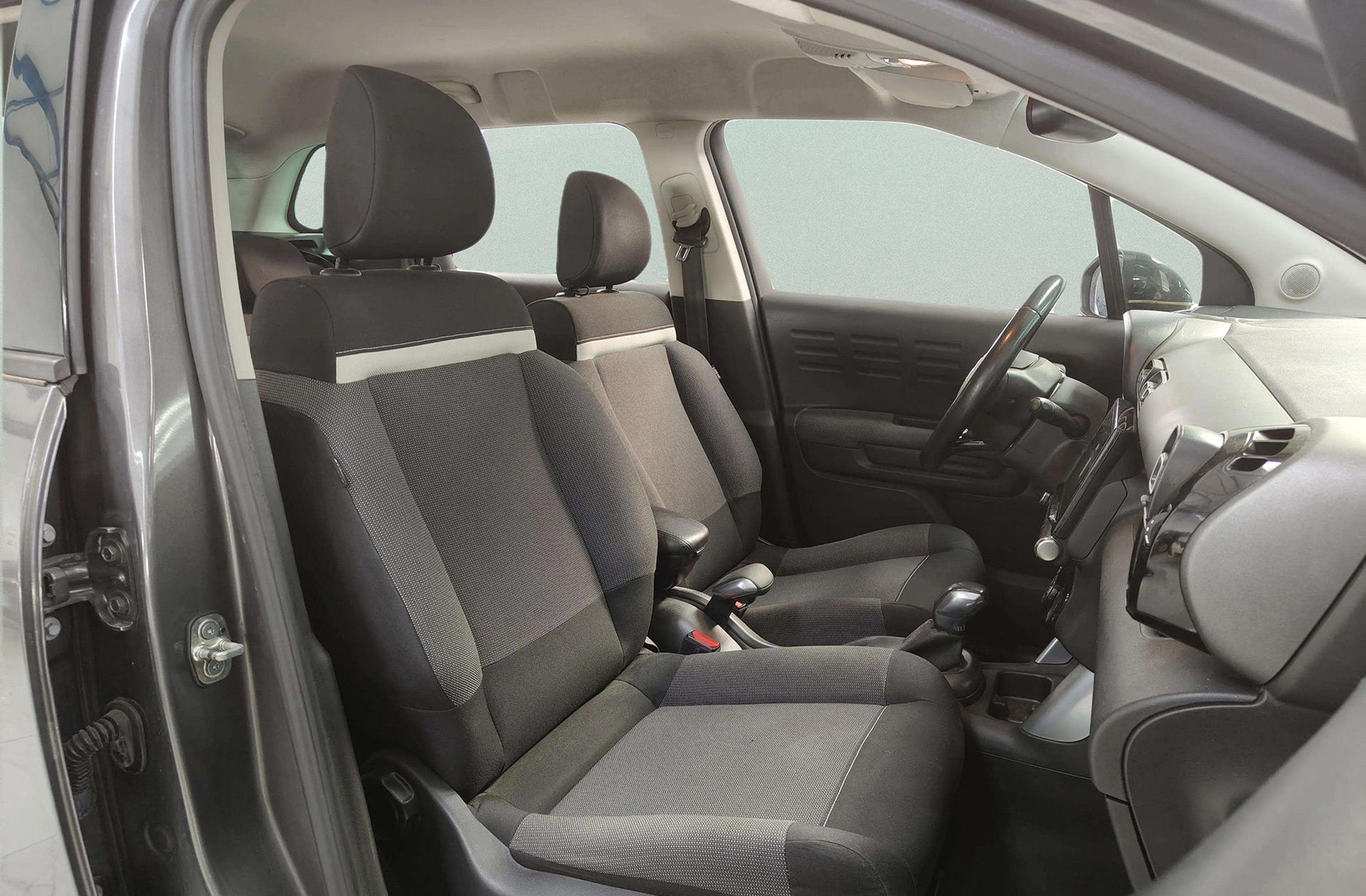 Citroën C3 Aircross PureTech 110 Shine EAT6 - foto 16