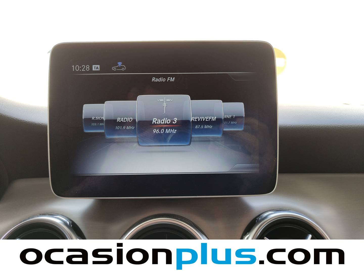 Foto Mercedes GLA Mercedes-Benz GLA GLA 200 d (136 CV) Pack AMG