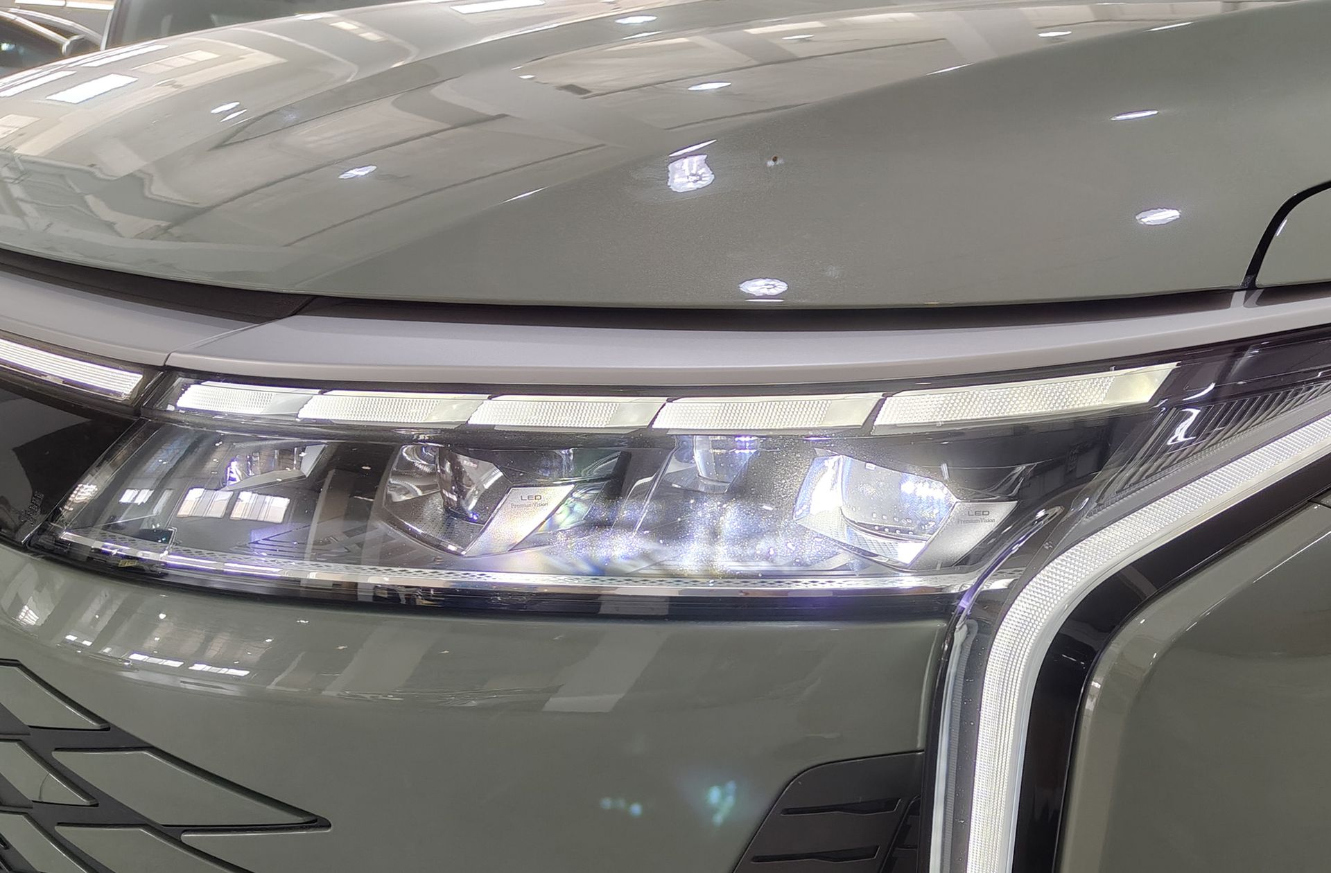 Omoda 9 1.5 T-GDi SHS Premium AWD - foto 16