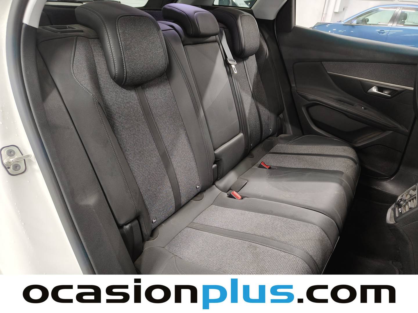 Foto Peugeot 3008 Peugeot 3008 BlueHDI 130 S&S Allure 96 kW (130 CV)