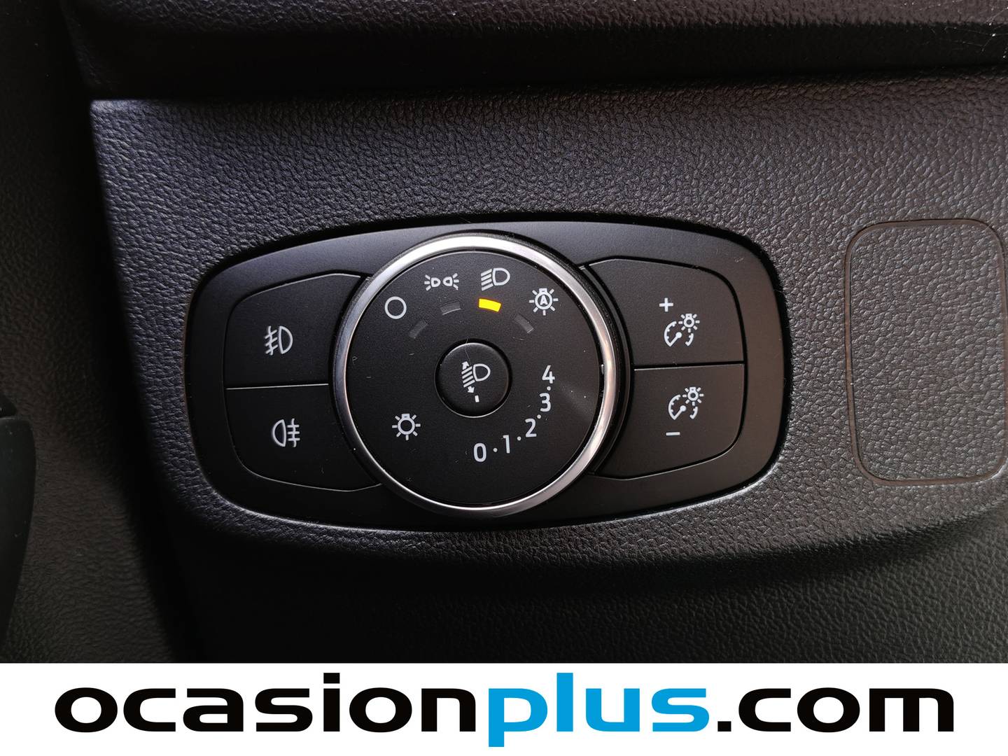 Acabados Ford Focus Ford Focus 1.0 Ecoboost MHEV Trend+ (125 CV)