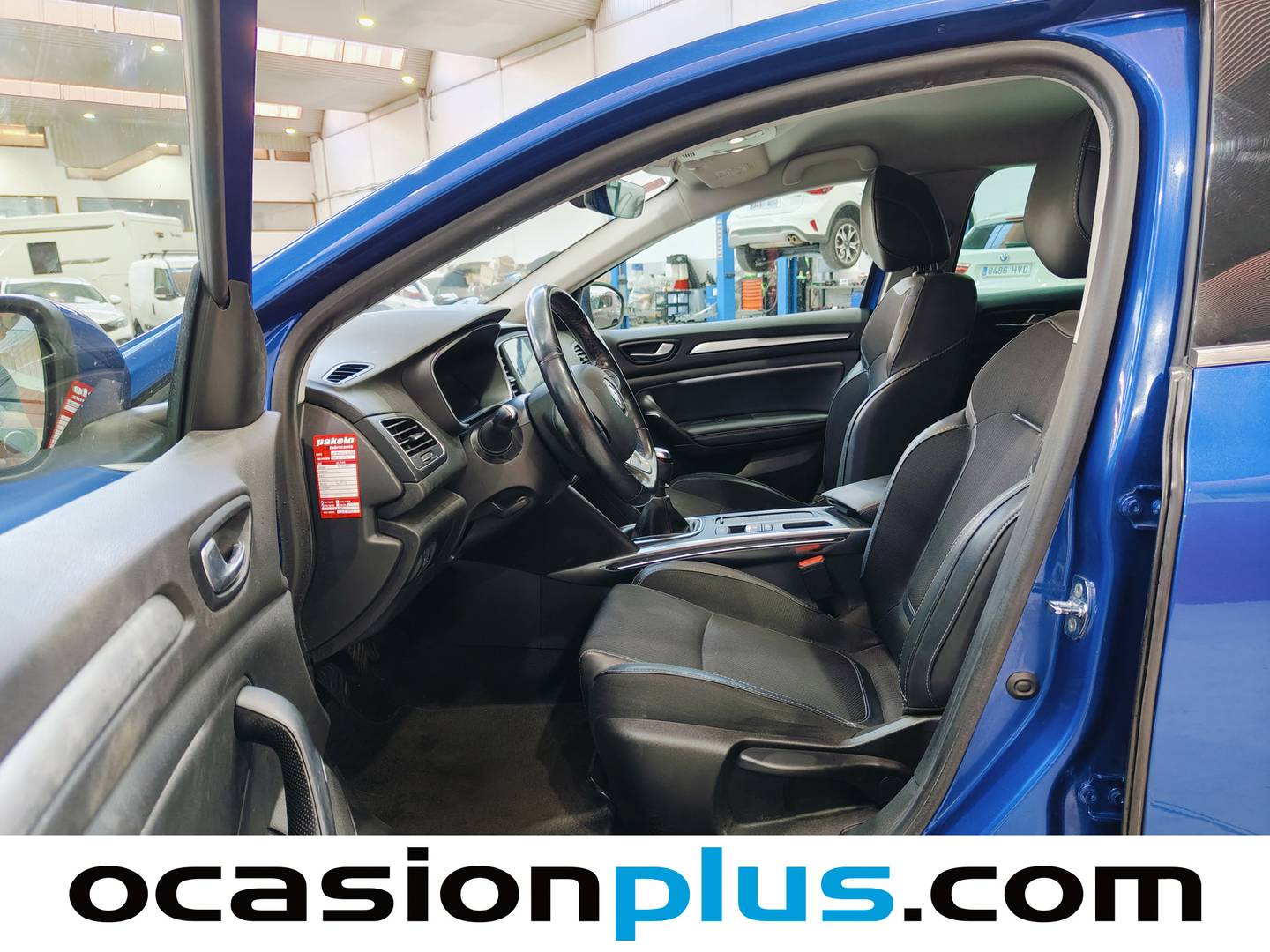 Foto asientos delanteros Renault Mégane Renault Megane Zen TCe (140 CV) GPF