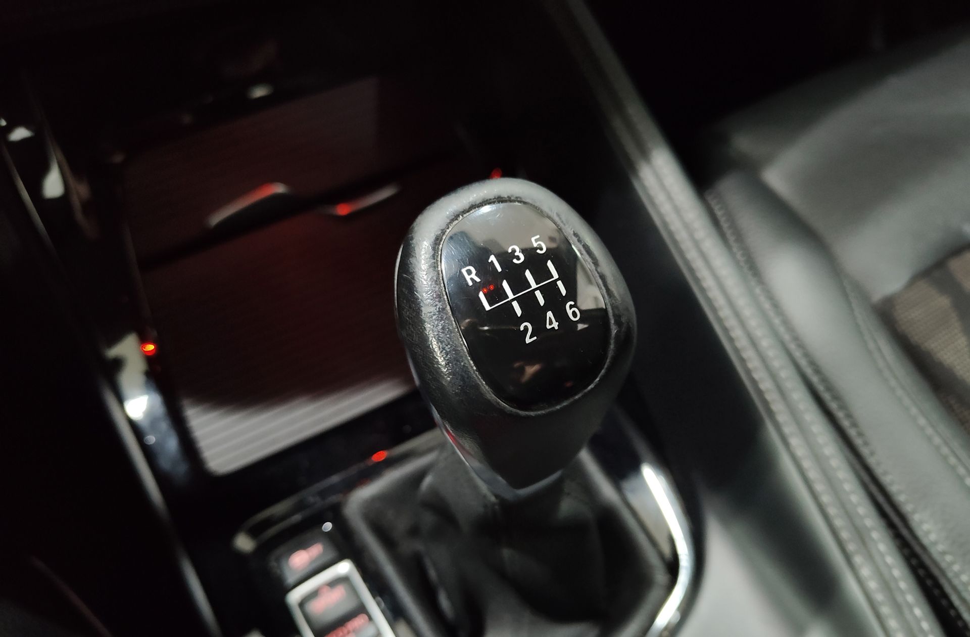 BMW X1 sDrive16d - foto 5
