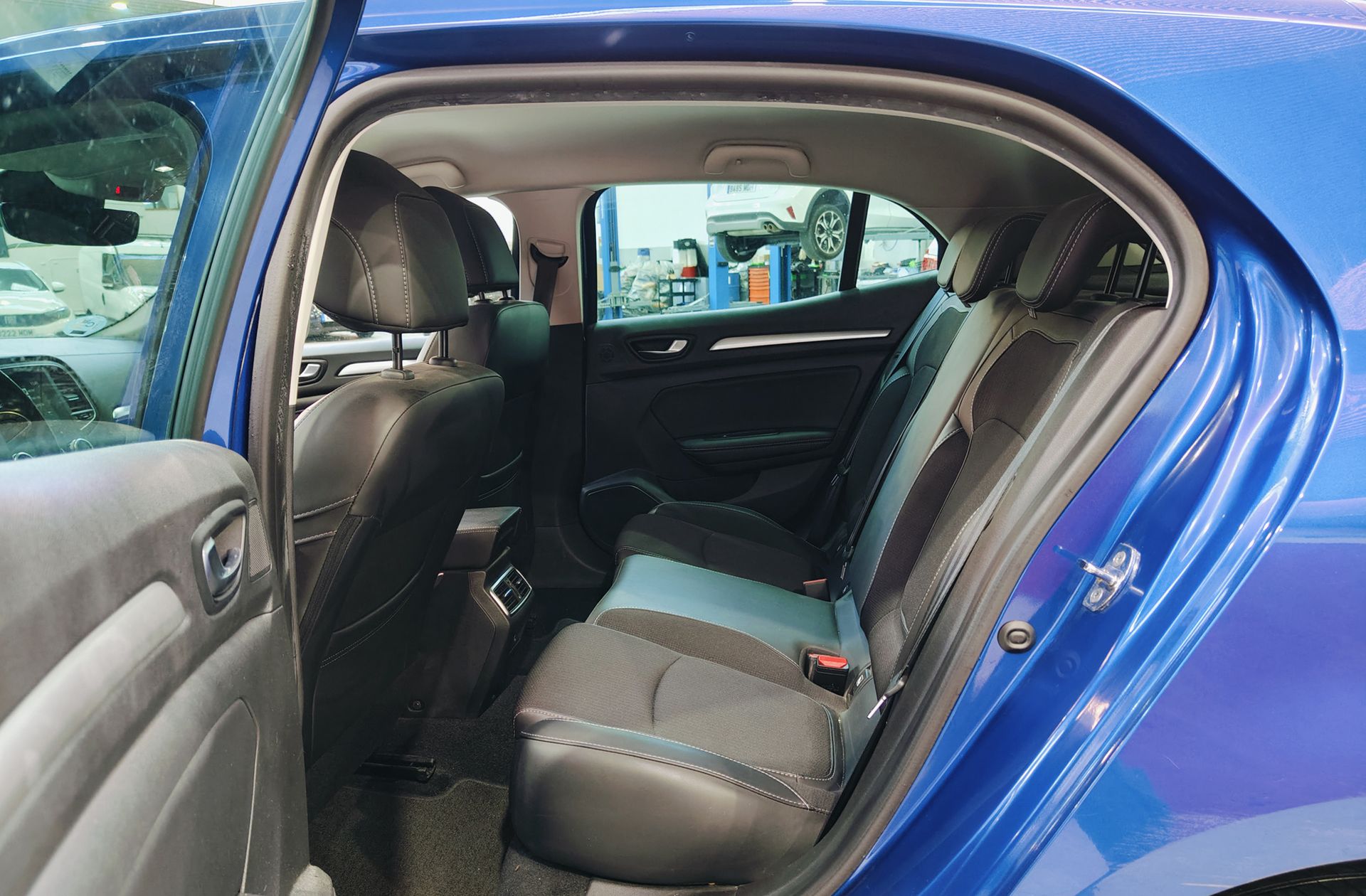 Renault Mégane Zen TCe GPF - foto 14