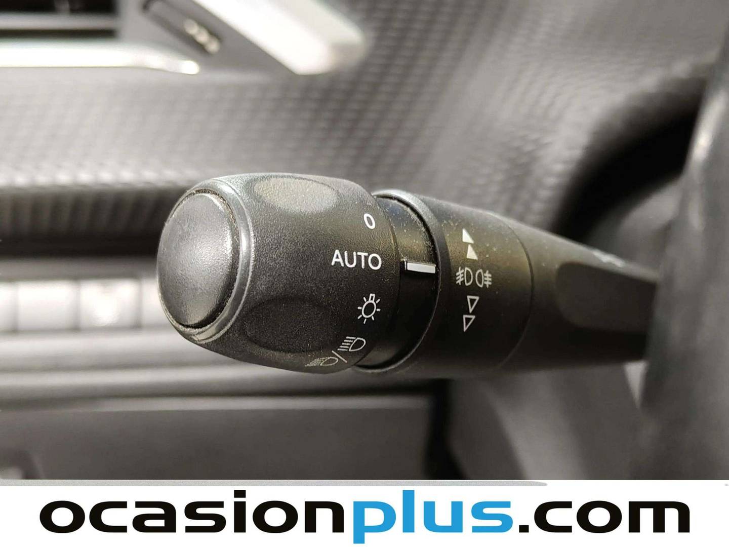 Foto Peugeot 2008 Peugeot 2008 PureTech 130 S&S Allure (130 CV)