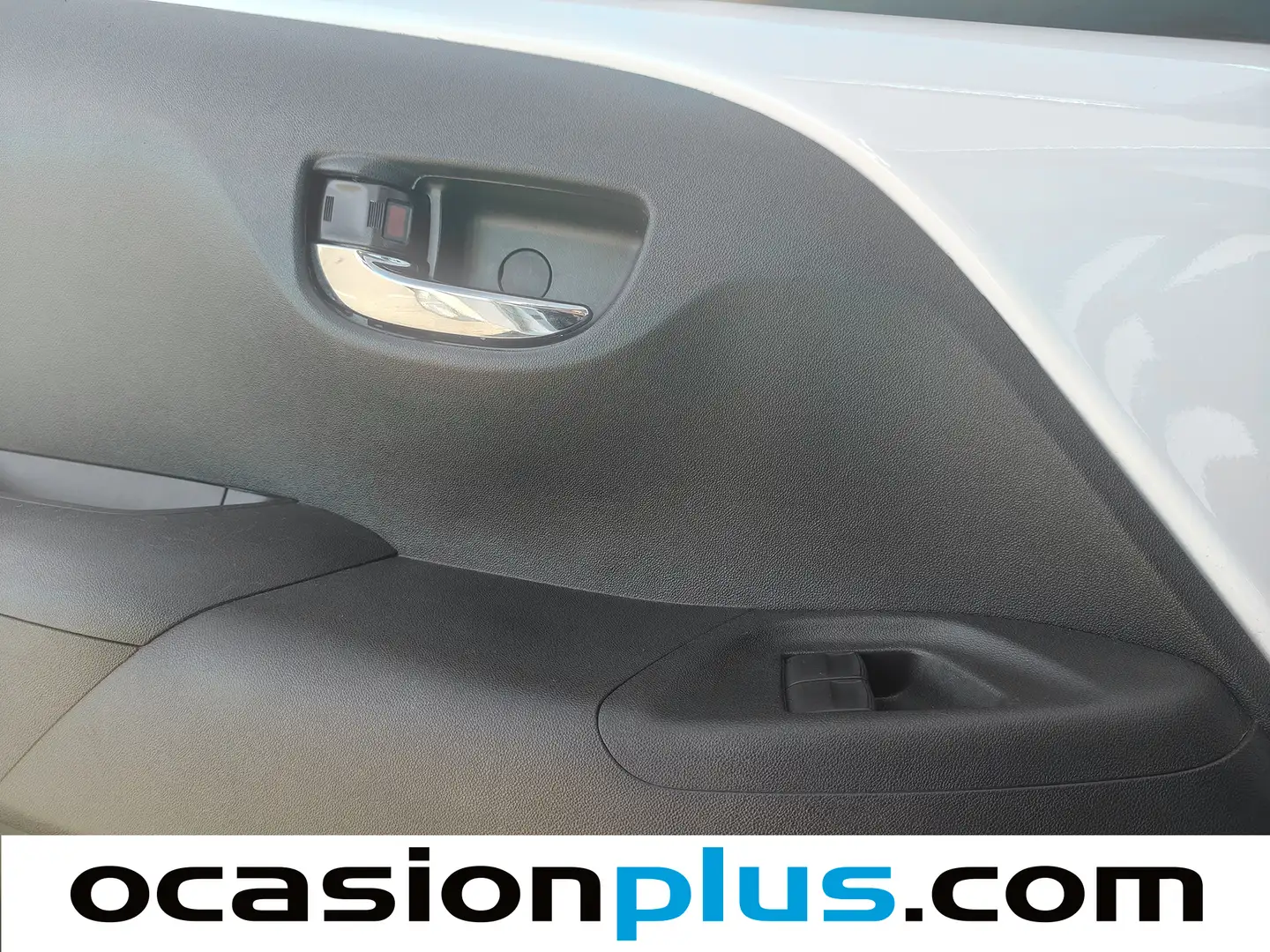 Foto Toyota Aygo Toyota Aygo 1.0 70 x-play (69 CV)