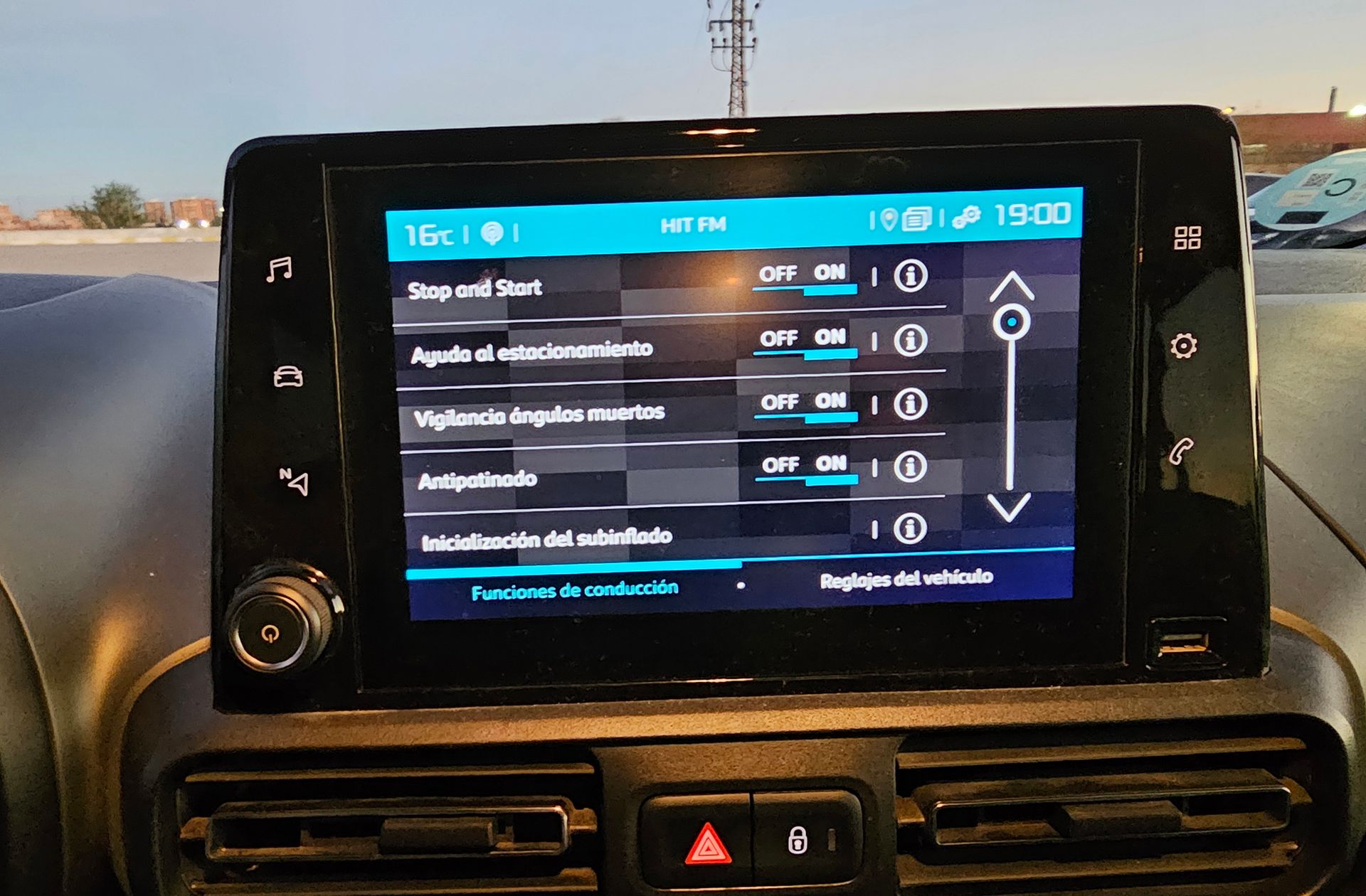 Citroën Berlingo BlueHDi 130 Talla M Shine EAT8 - foto 13