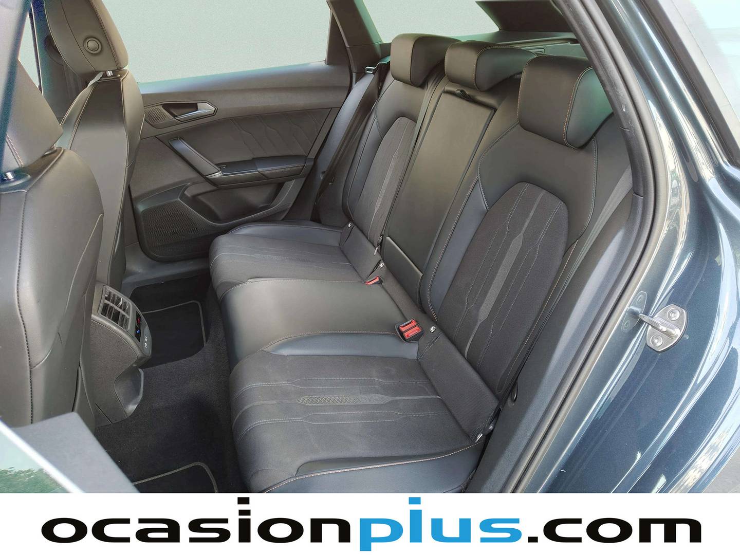 Foto asientos traseros Cupra León CUPRA Leon Sportstourer Sportstourer 1.5 eTSI DSG (150 CV)