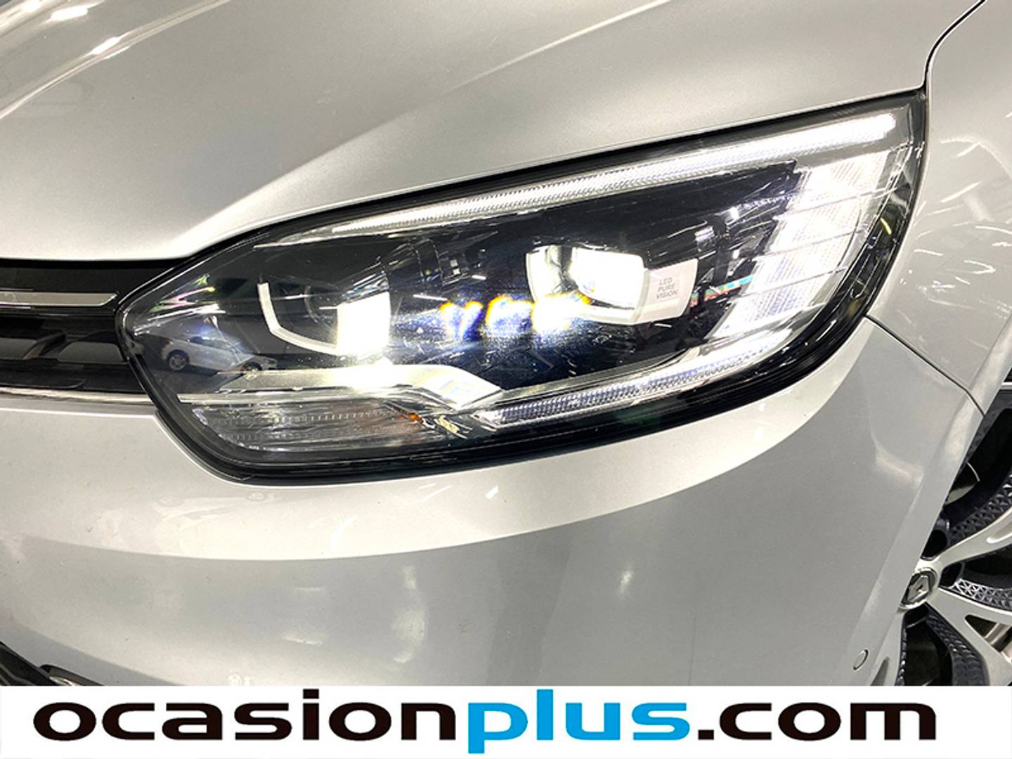 Foto Renault Scénic Renault Scenic Zen TCe (160 CV) GPF EDC