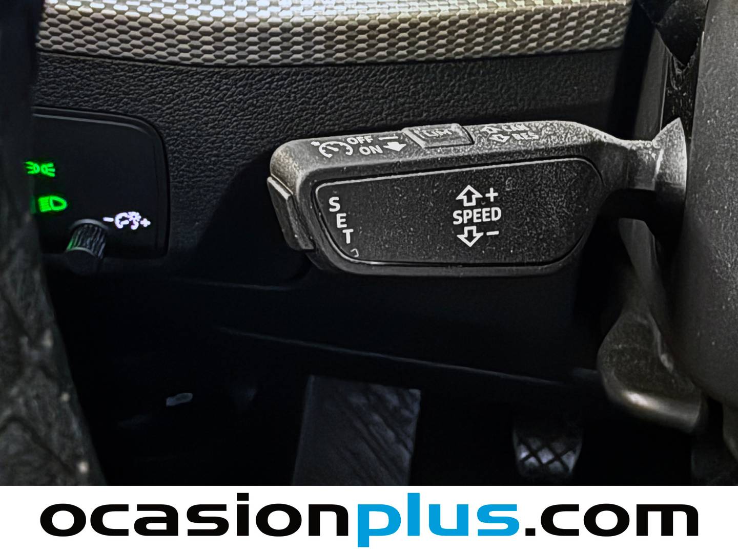 Acabados Audi Q2 Audi Q2 Advanced 30 TFSI (110 CV)
