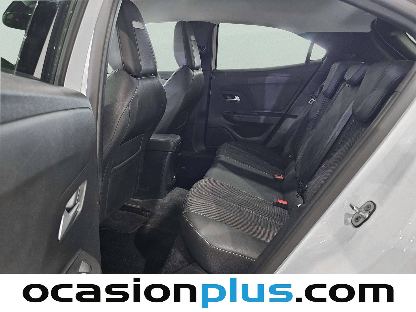 Foto asientos traseros Opel Mokka Opel Mokka 1.2 T Business Elegance (130 CV)