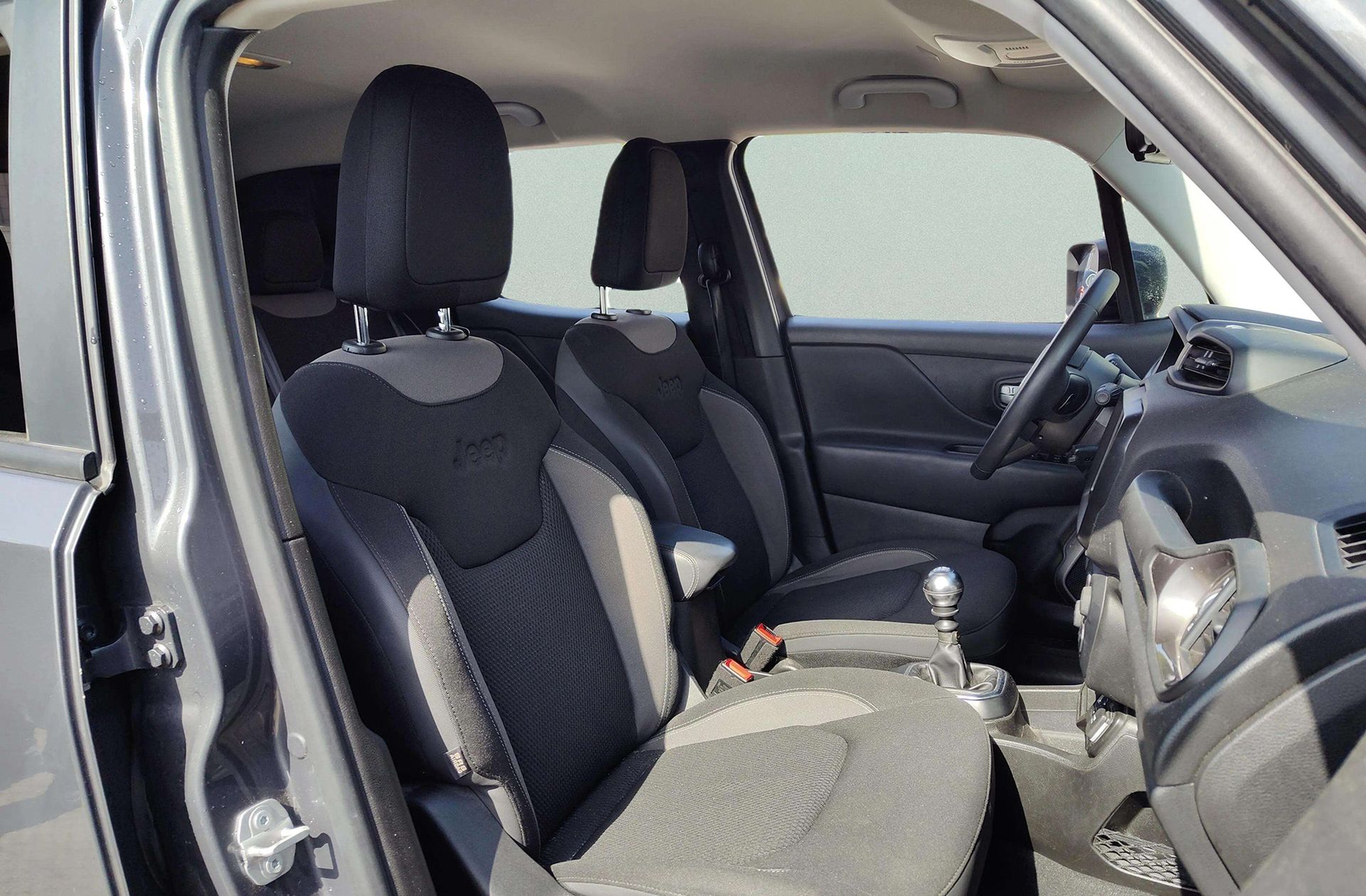 Jeep Renegade 1.6 MultiJet Limited 4x2 - foto 15