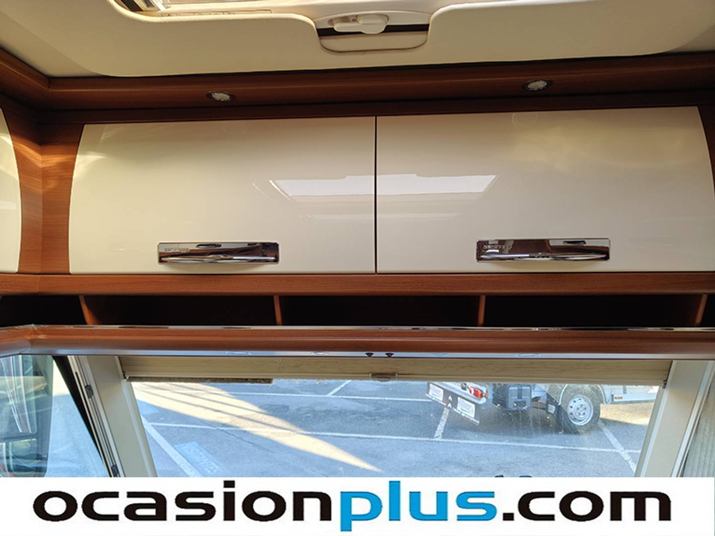 Foto Carthago Chic E line Carthago Chic E line I51Q Liner (177 CV) 4 Plazas