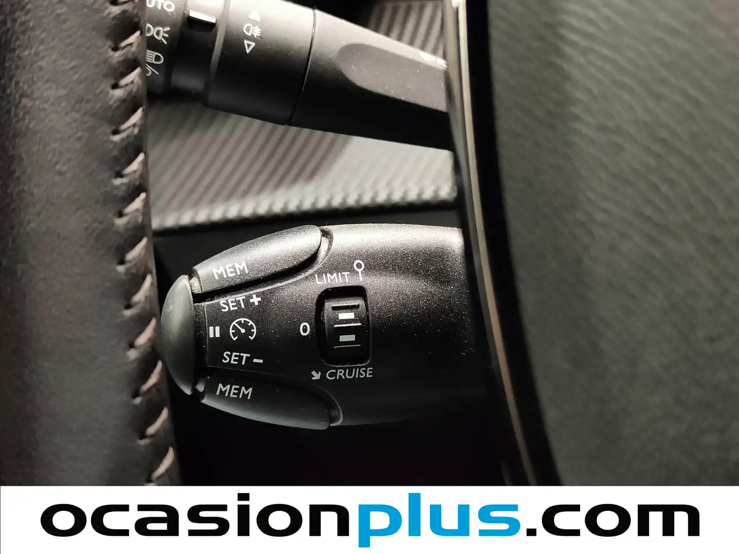 Foto Peugeot 208 Peugeot 208 PureTech 100 Allure (100 CV)