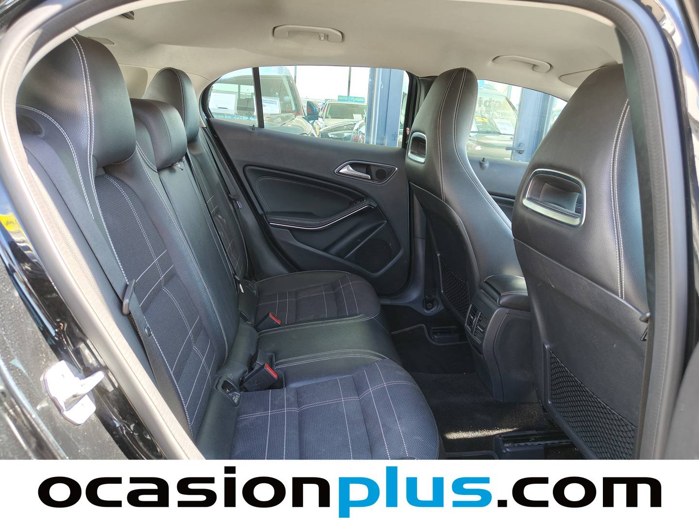 Foto Mercedes GLA Mercedes-Benz GLA 200 d Urban (136 CV)