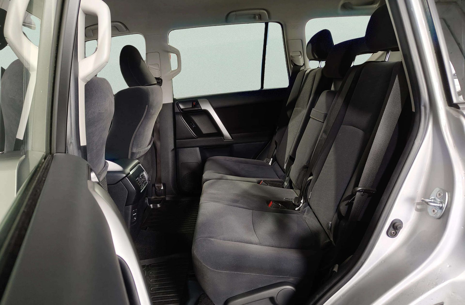 Toyota Land Cruiser 2.8 D-4D VX 7 plazas - foto 15