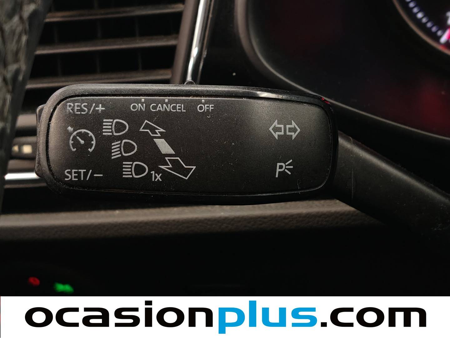 Extras y acabados del Seat León Seat León 1.2 TSI S&S Style (110 CV)