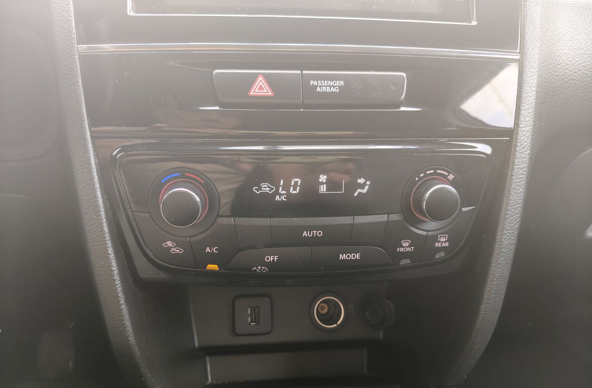 Suzuki Vitara 1.6 VVT GLE - foto 27