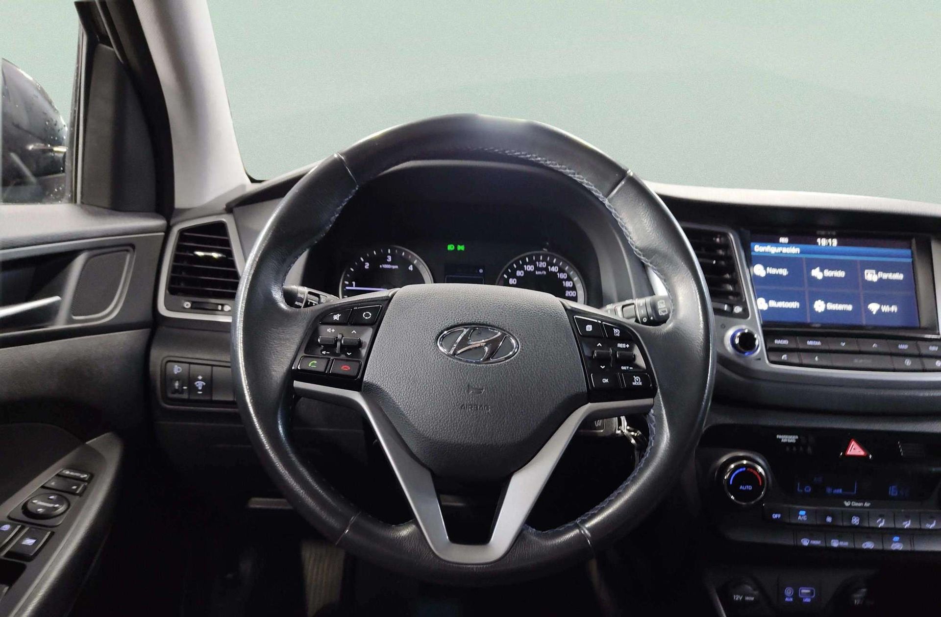 Hyundai Tucson 1.7 CRDi BlueDrive 25 Aniversario 4x2 - foto 22
