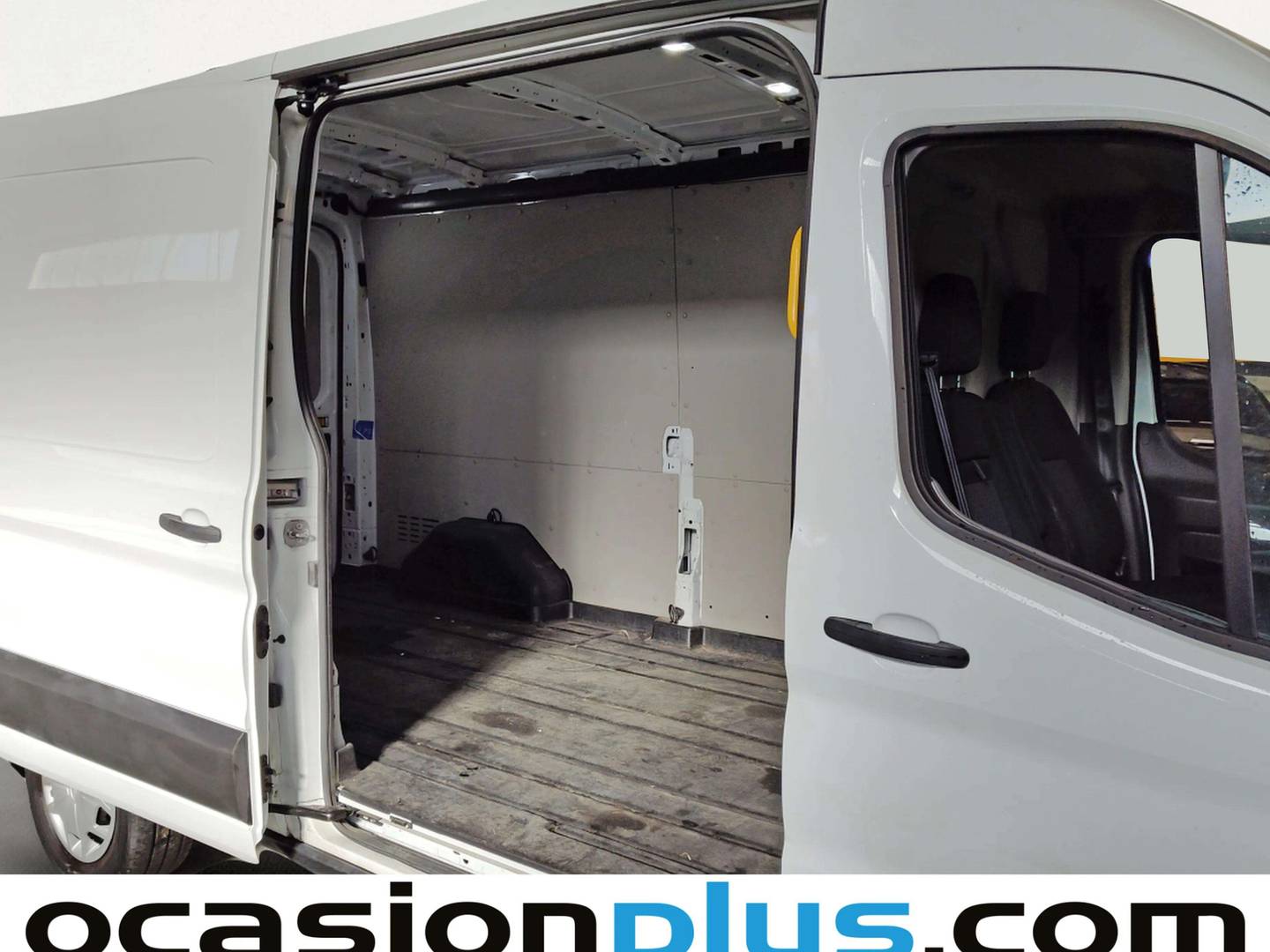 Fotos maletero Ford Transit Ford Transit Furgon 350 L3H2 Trend (130 CV)