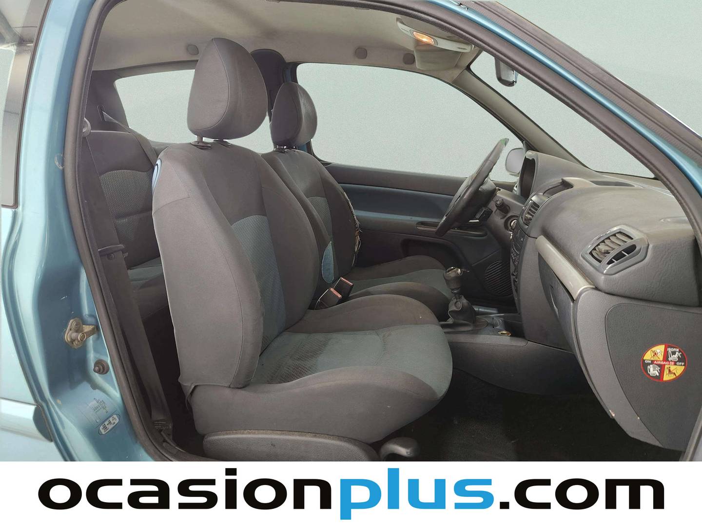 Fotos maletero Renault Clio Renault Clio 1.2 16v Pack Authentique (75 CV)