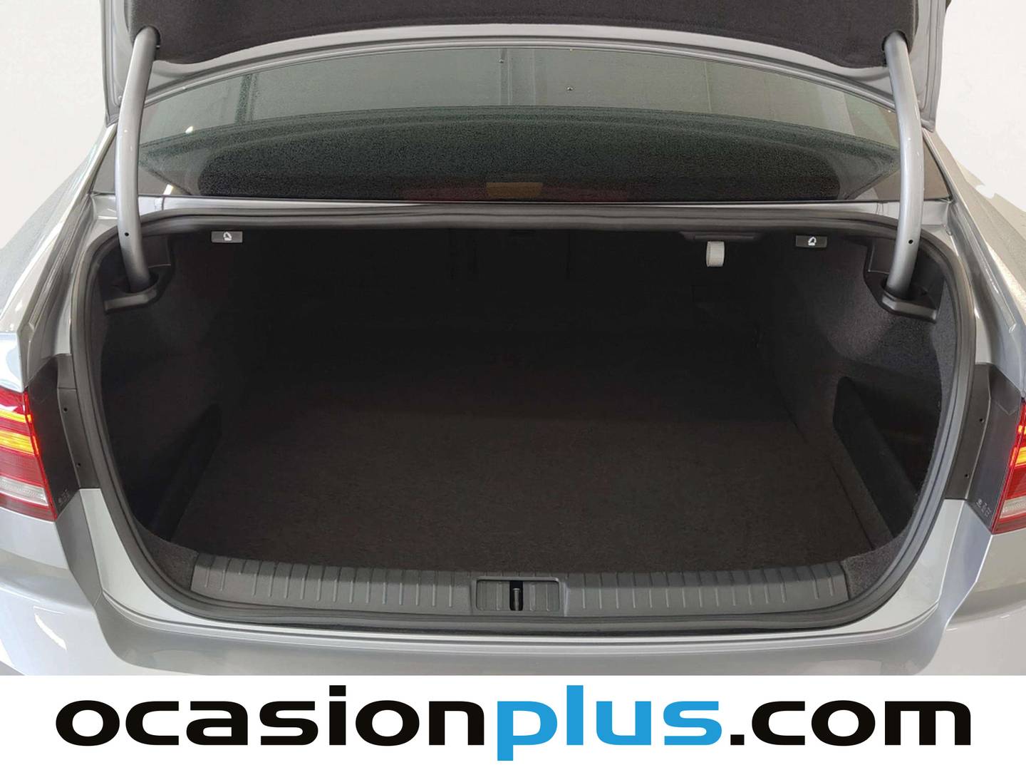 Fotos maletero Volkswagen Passat Volkswagen Passat Advance 2.0 TDI (150 CV) DSG