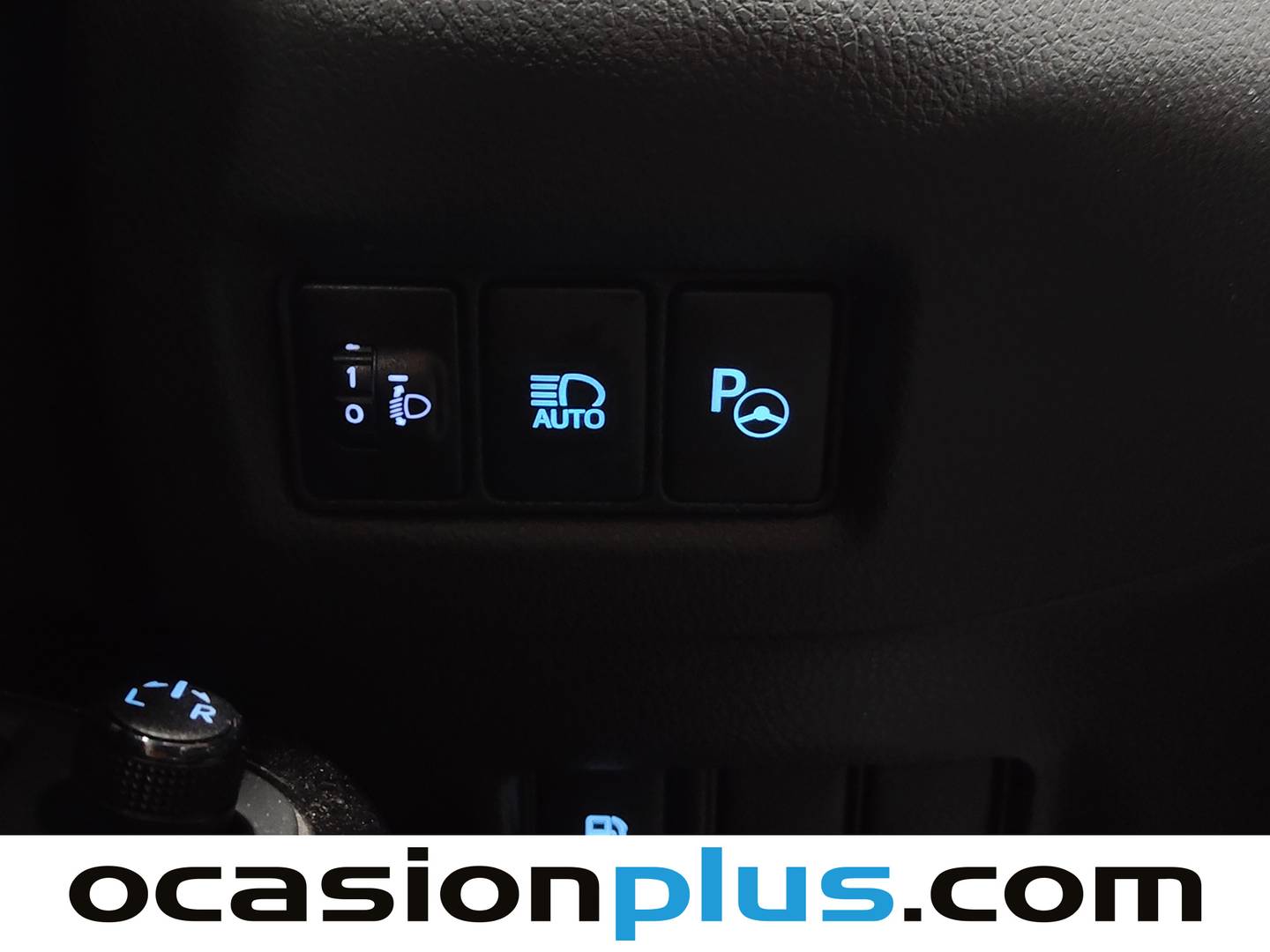 Extras del Toyota C-HR Toyota C-HR 1.8 125H Advance (122 CV)