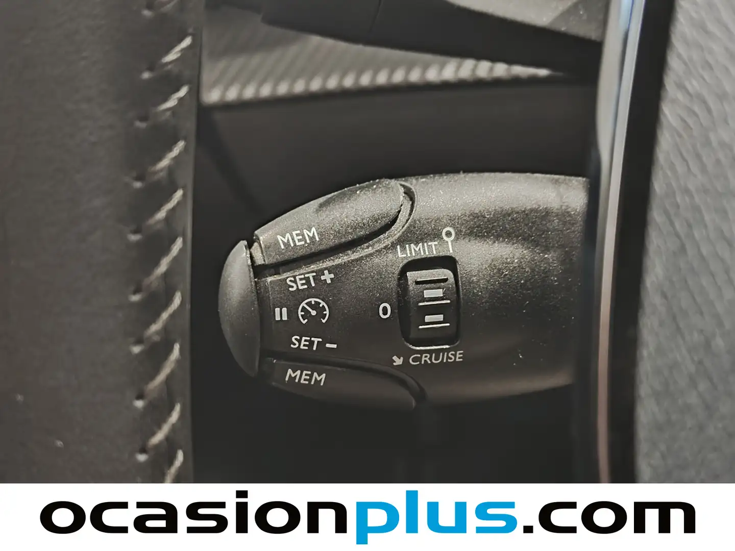 Foto Peugeot 208 Peugeot 208 PureTech 100 Allure (100 CV)