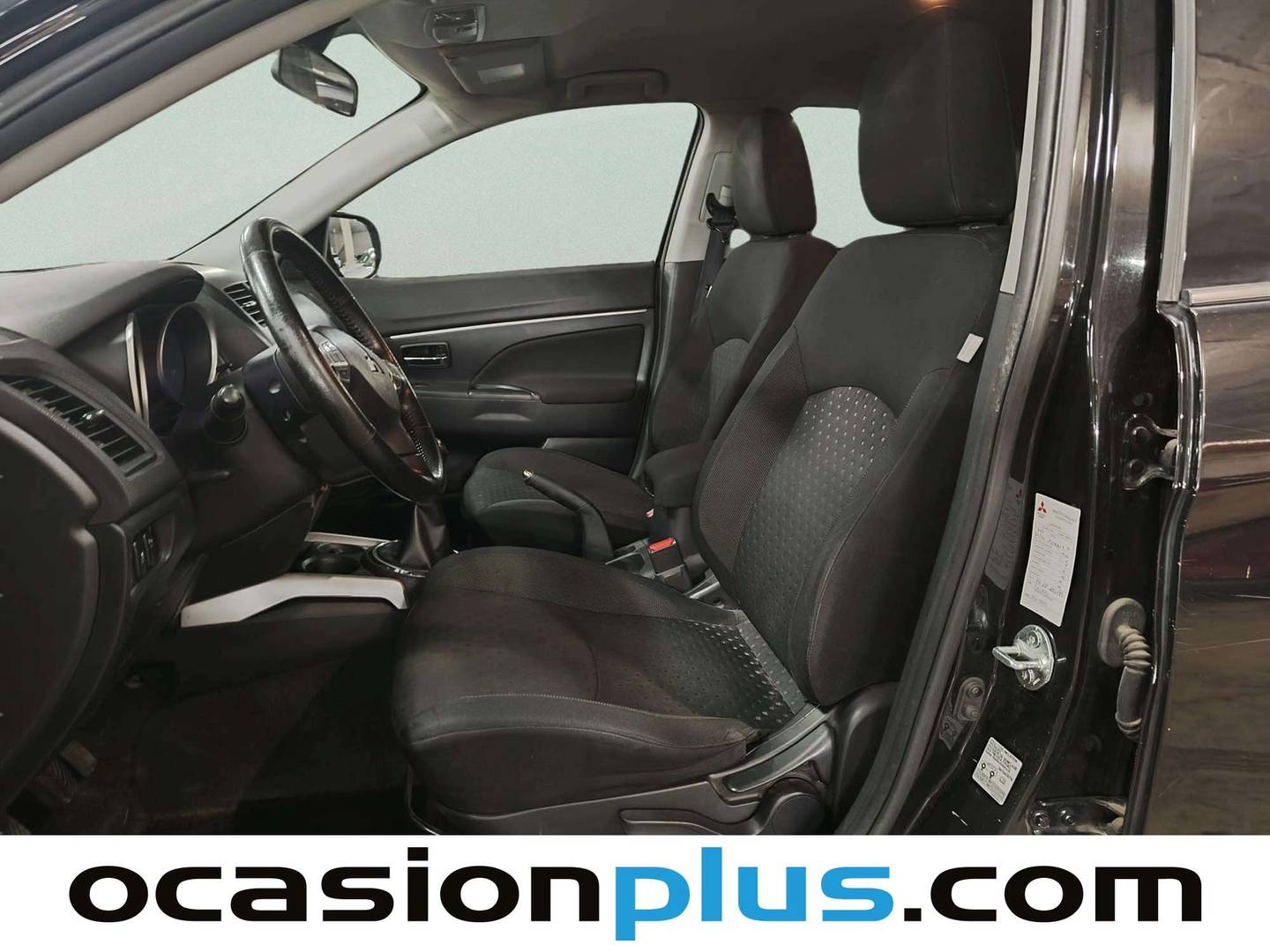 Foto asientos delanteros Mitsubishi ASX Mitsubishi ASX 160 MPI Motion (117 CV)