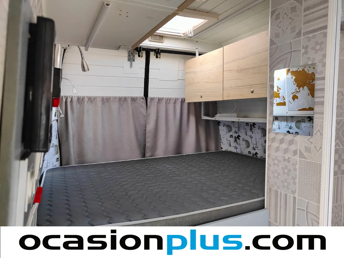 Foto Citroën Jumper Citroen Jumper BlueHDi 130 35 L3H3 (130 CV) Camperizada