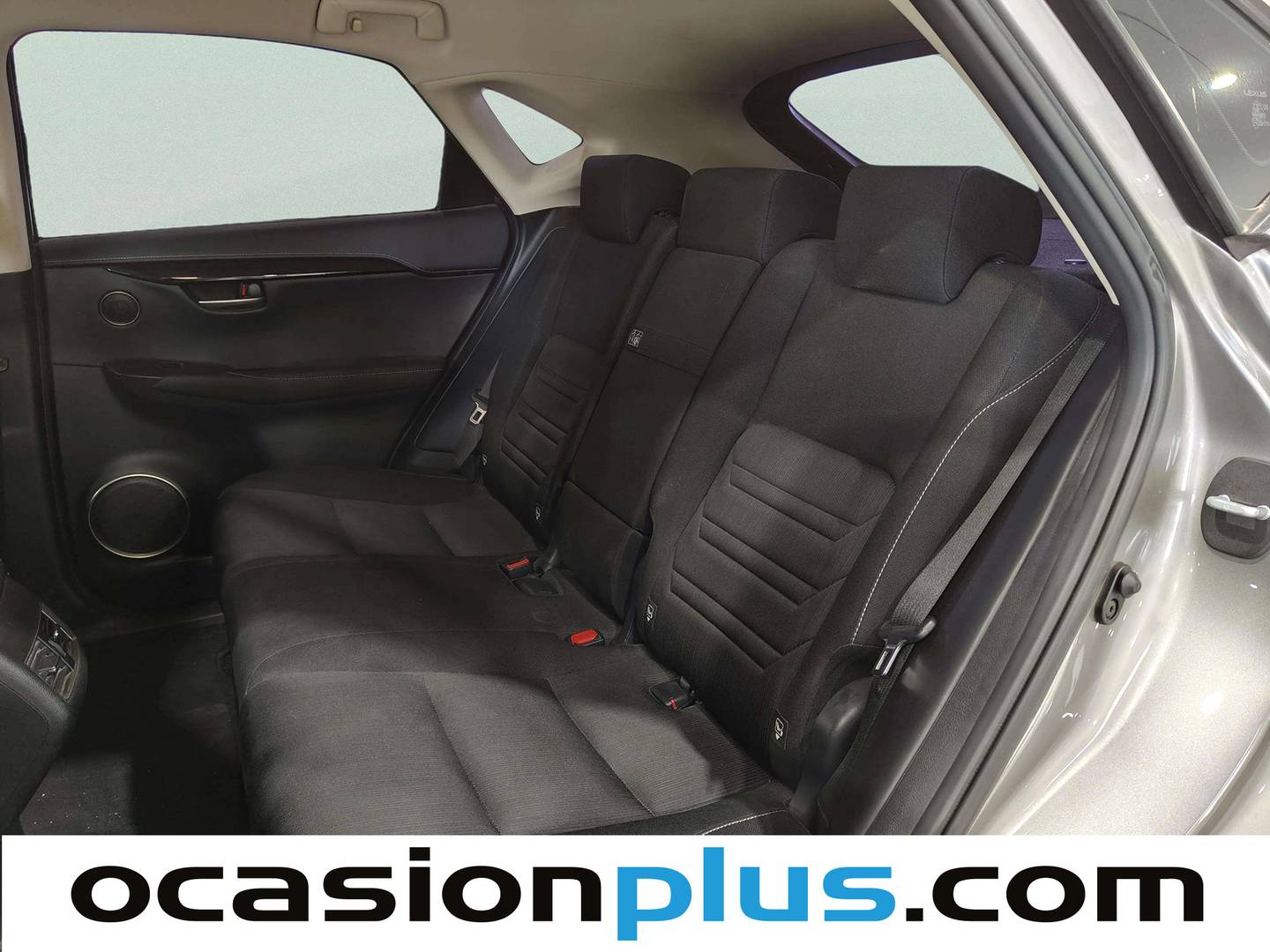 Lexus NX Lexus NX 300h Corporate 2WD + Navibox (197 CV) de ocasión