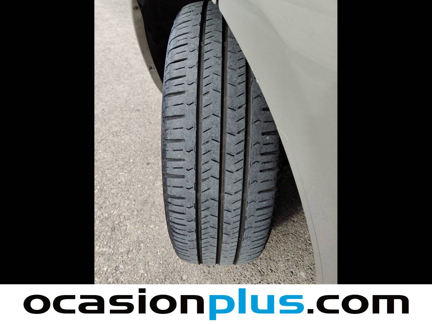 Foto Ford Tourneo Custom Ford Tourneo Custom 2.2 TDCI 300 Titanium L2 (155 CV) 8 PLAZAS