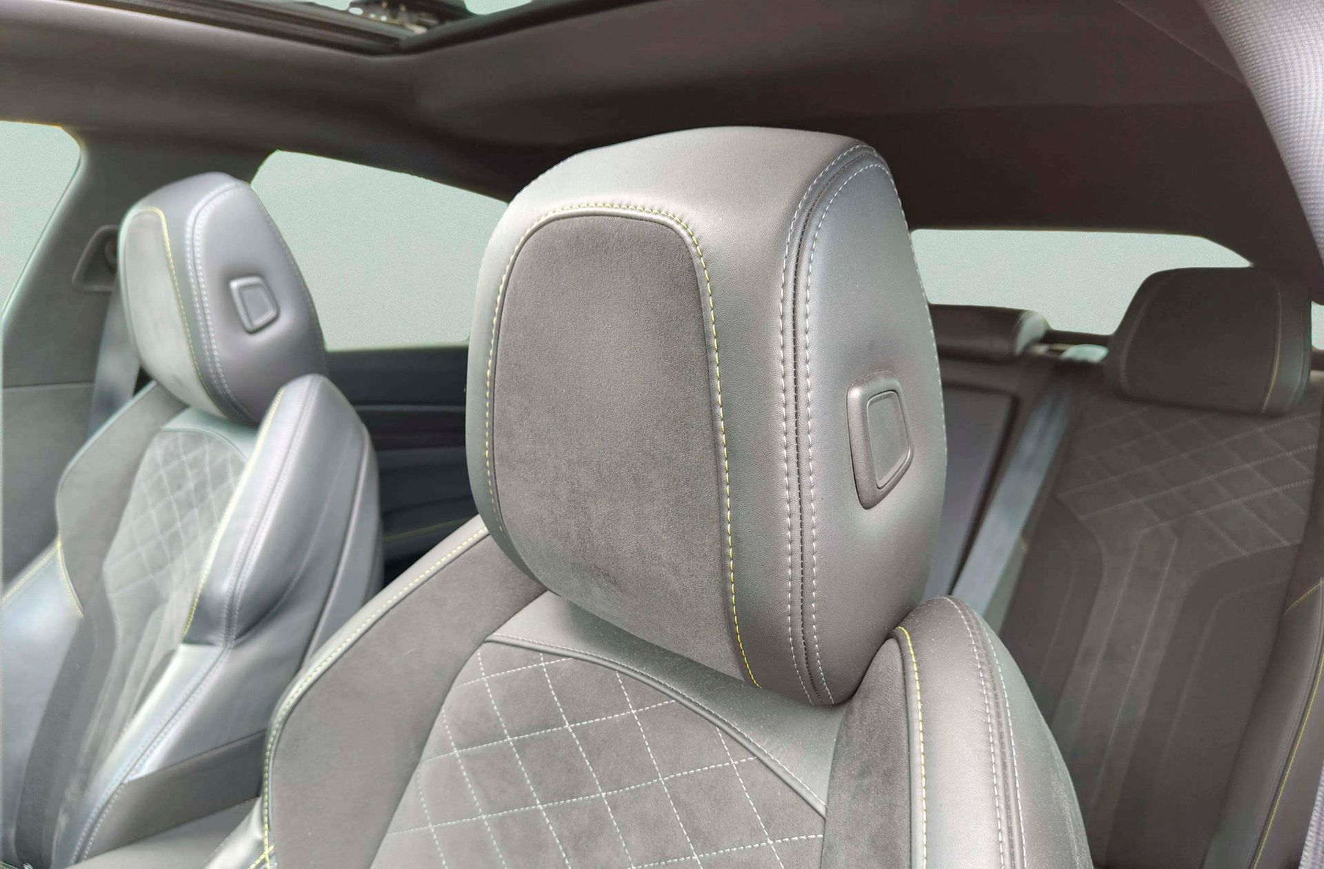 Peugeot 508 Hybrid 360 PSE e-EAT8 - foto 8
