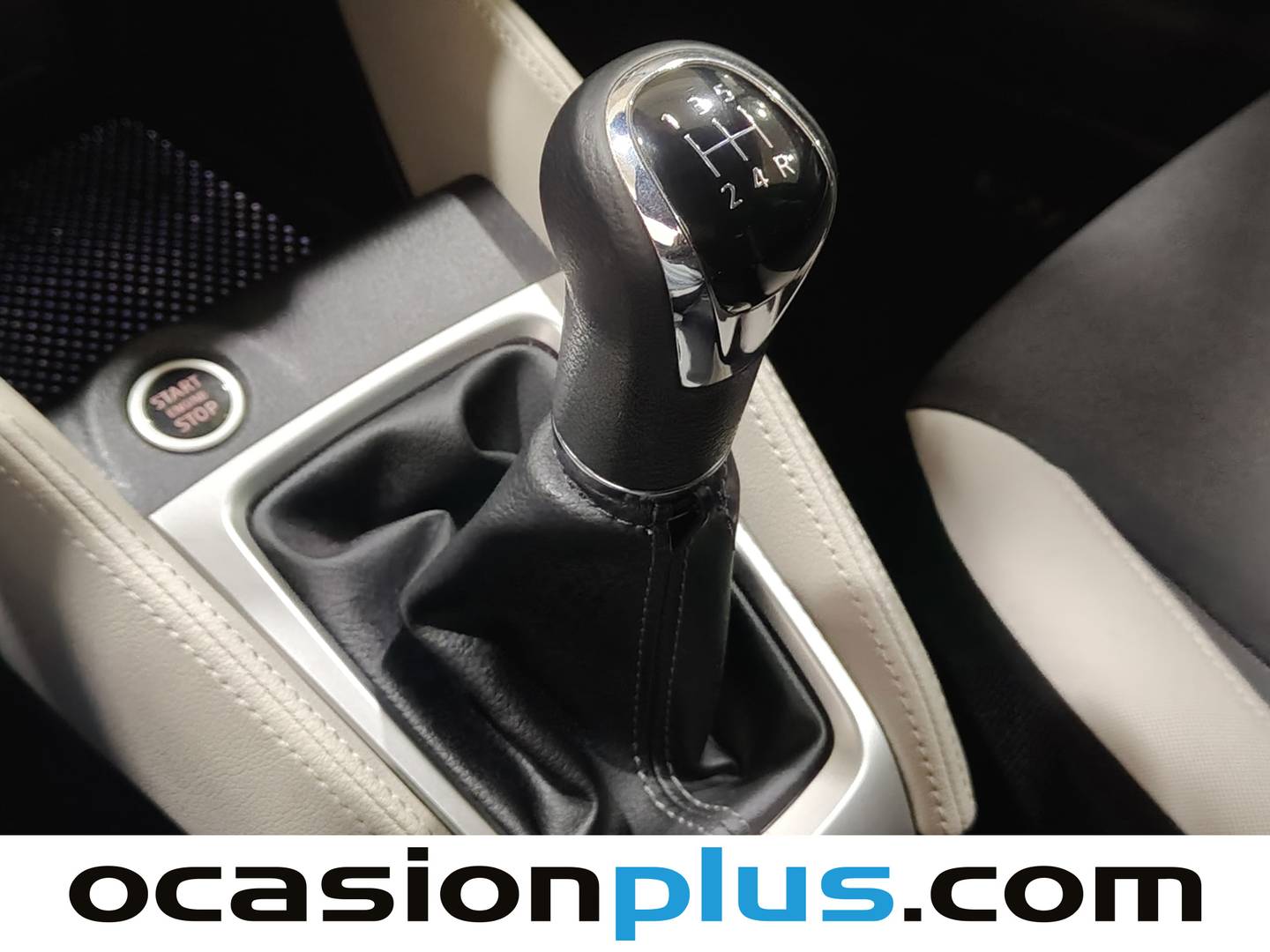 Foto Nissan Micra Nissan Micra IG-T S&S N-Connecta (90 CV)