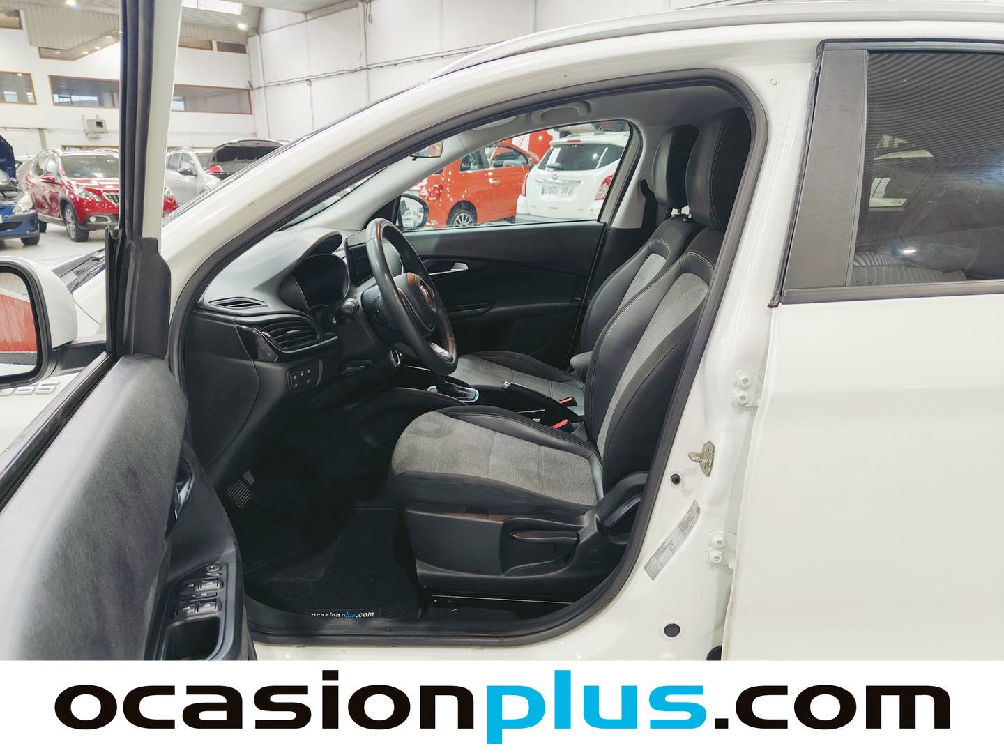 Foto Fiat Tipo Fiat Tipo 1.5 Hybrid Cross DCT (130 CV)