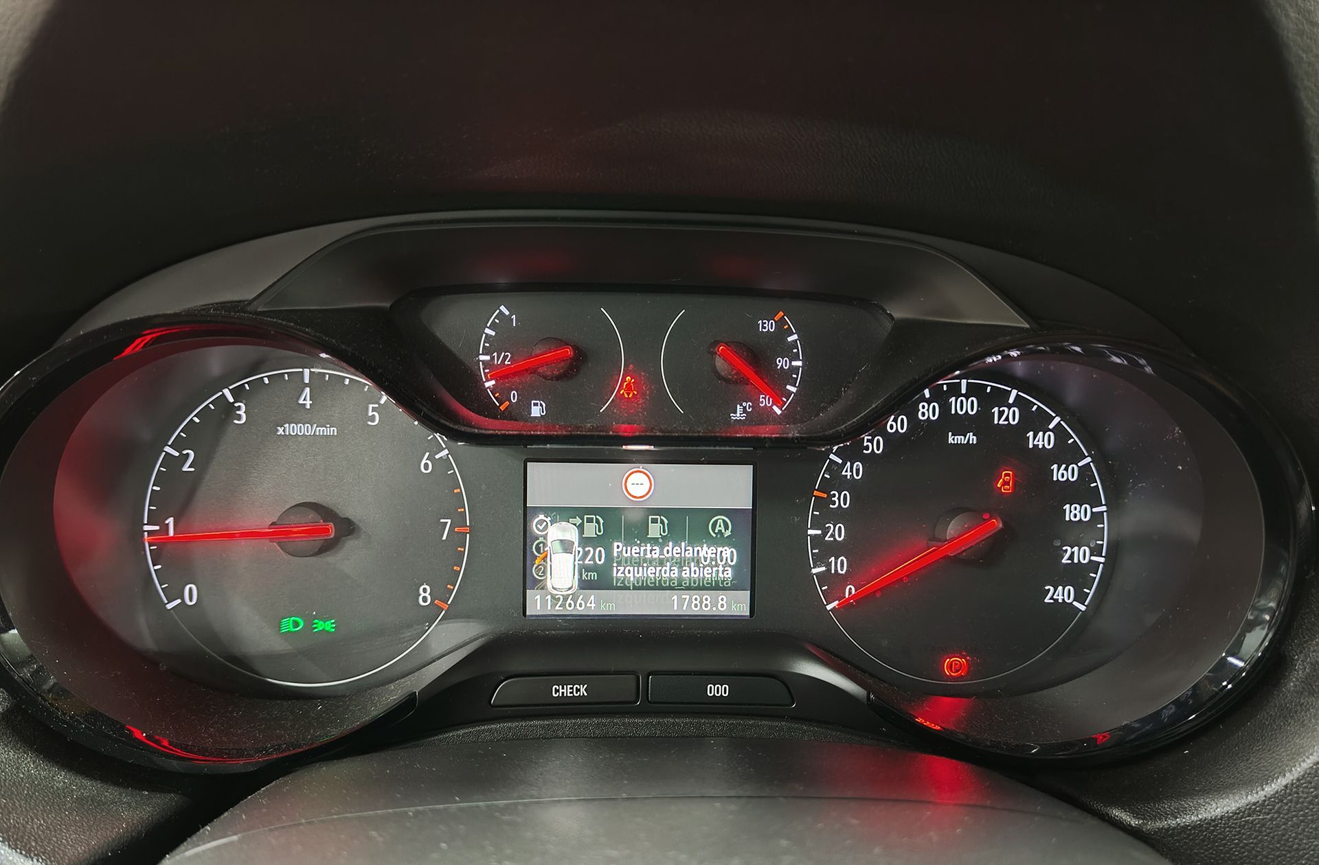 Opel Grandland 1.2 Turbo Selective - foto 23