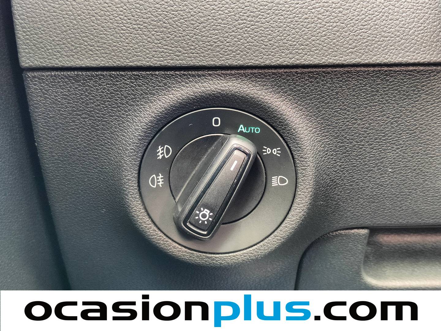 Foto Skoda Karoq Skoda Karoq 1.0 TSI Ambition  (115 CV)