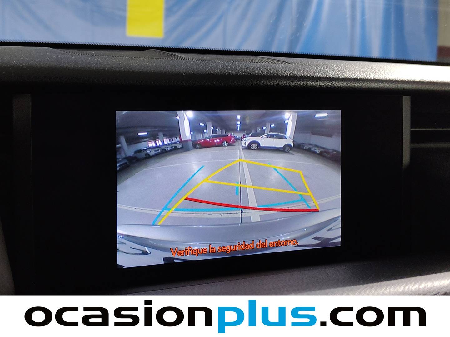 Equipamiento del Lexus IS Lexus IS 300h Executive (223 CV)