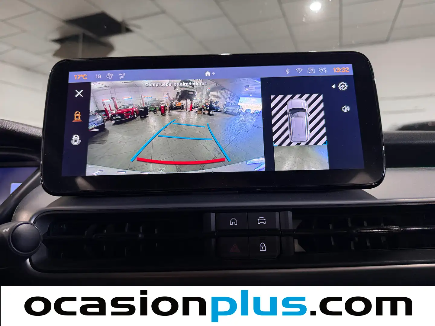 Foto Jeep Avenger Jeep Avenger 1.2 eHybrid Summit (100 CV)