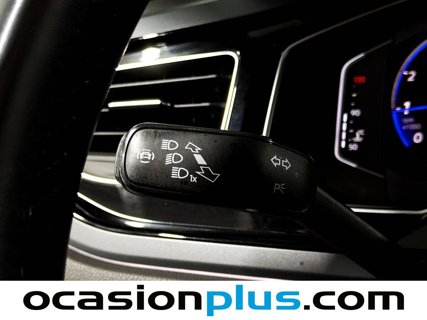 Foto Volkswagen Taigo Volkswagen Taigo R-Line 1.0 TSI (110 CV) DSG