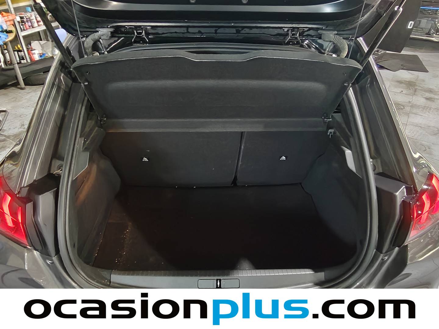 Foto Peugeot 208 Peugeot 208 BlueHDi 100 GT (100 CV)