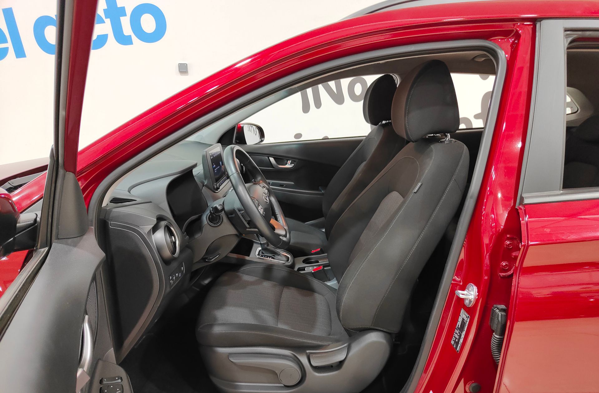 Hyundai Kona 1.6 GDI HEV Maxx DCT - foto 10