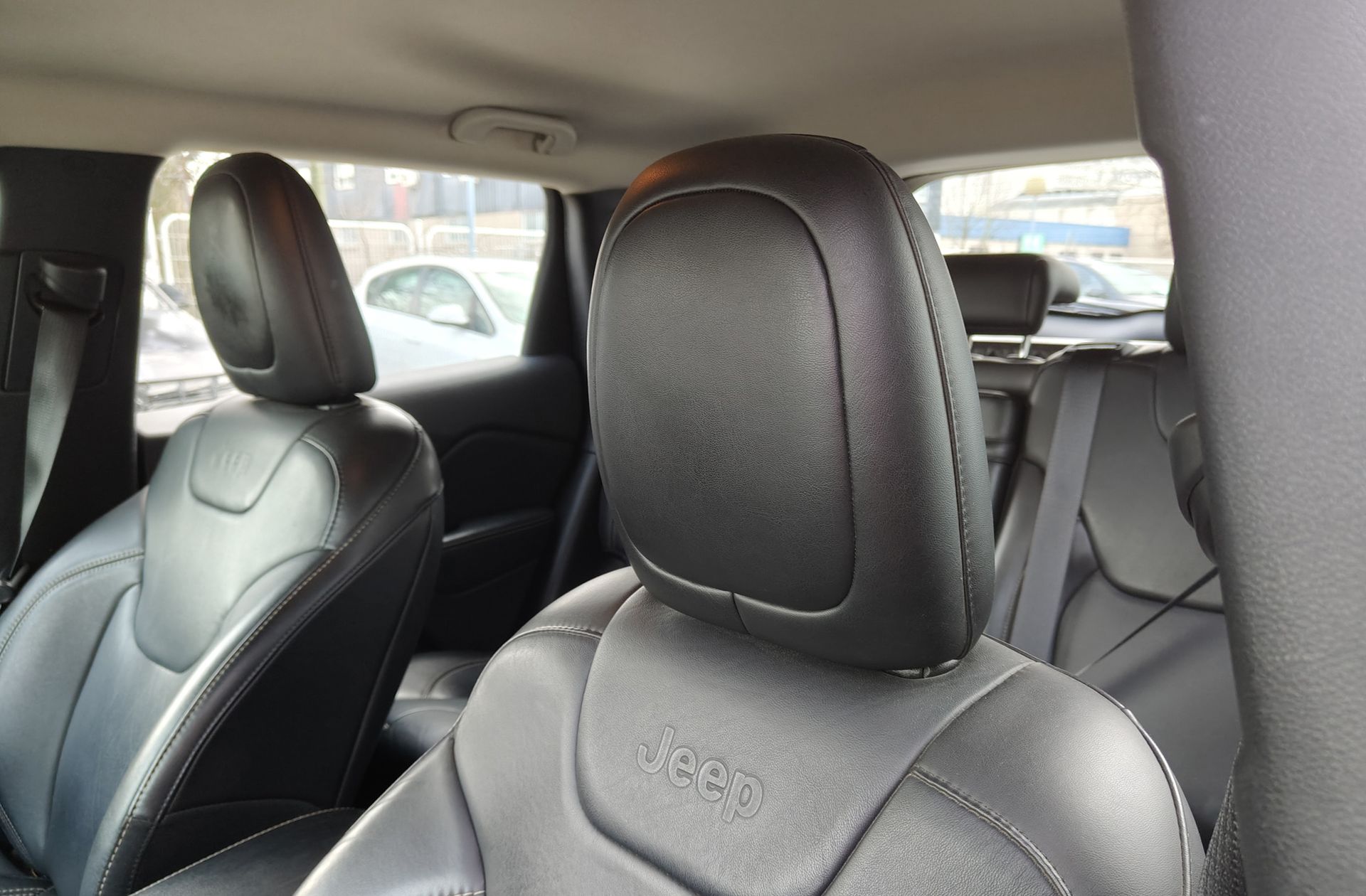 Jeep Cherokee 2.0 CRD Longitude 4x2 - foto 7
