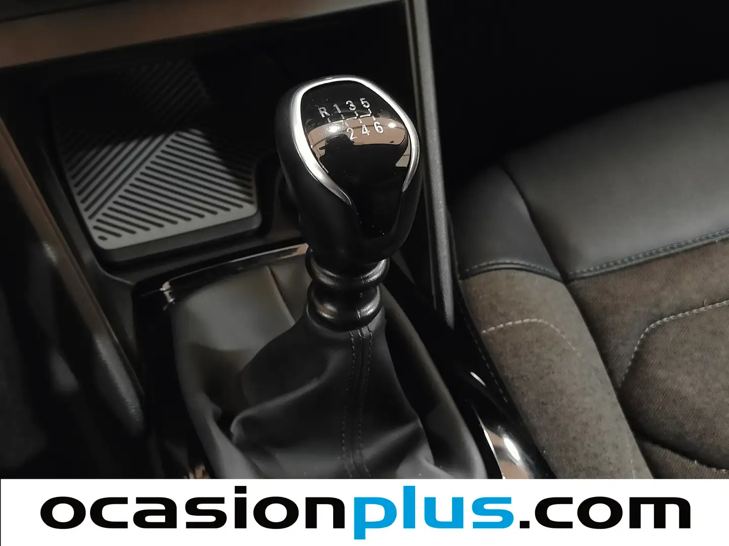 Foto Citroën C4 Citroen C4 PureTech 130 S&S 6v Feel Pack (130 CV)