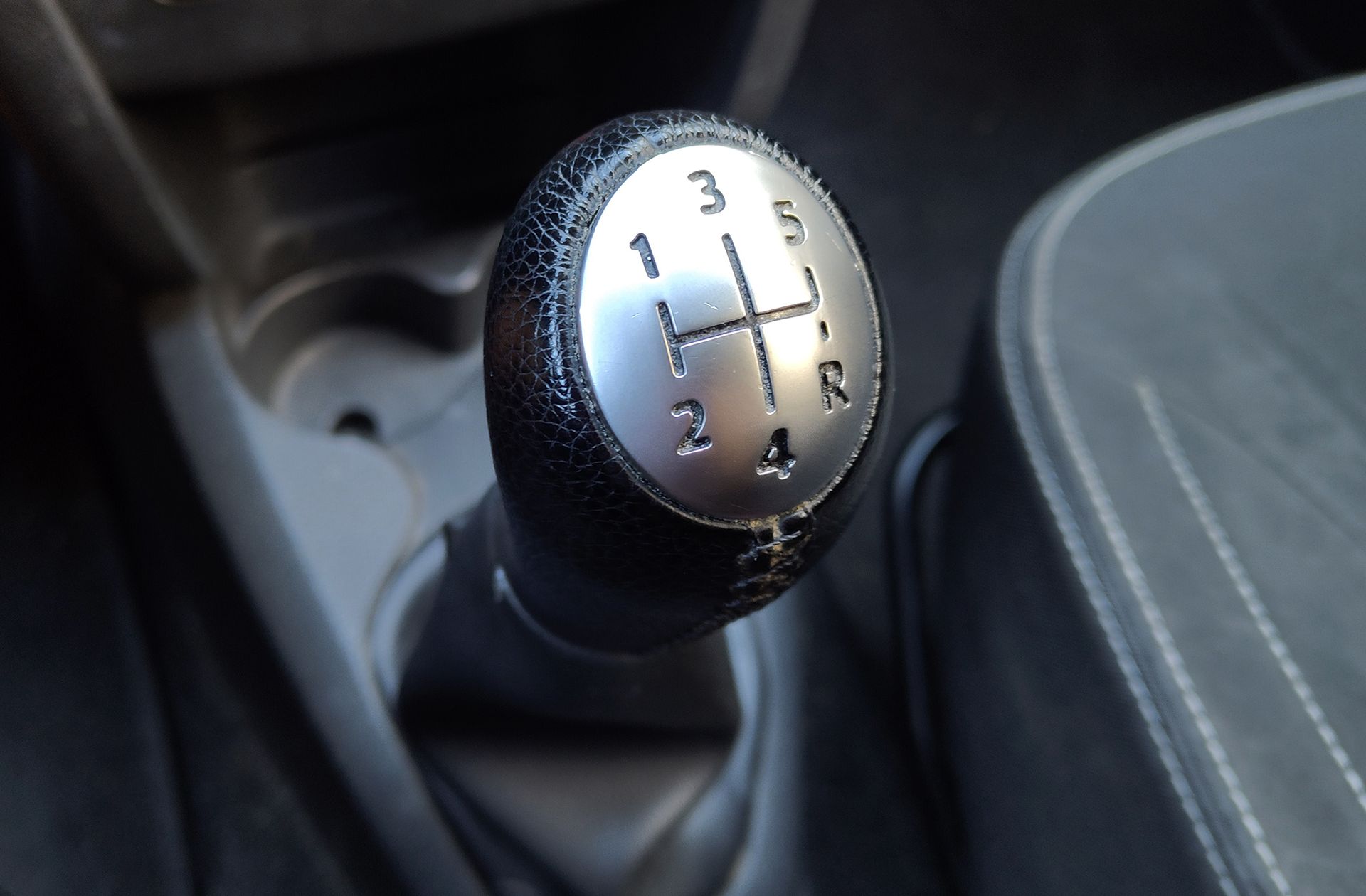 Dacia Sandero Laureate dCi - foto 5