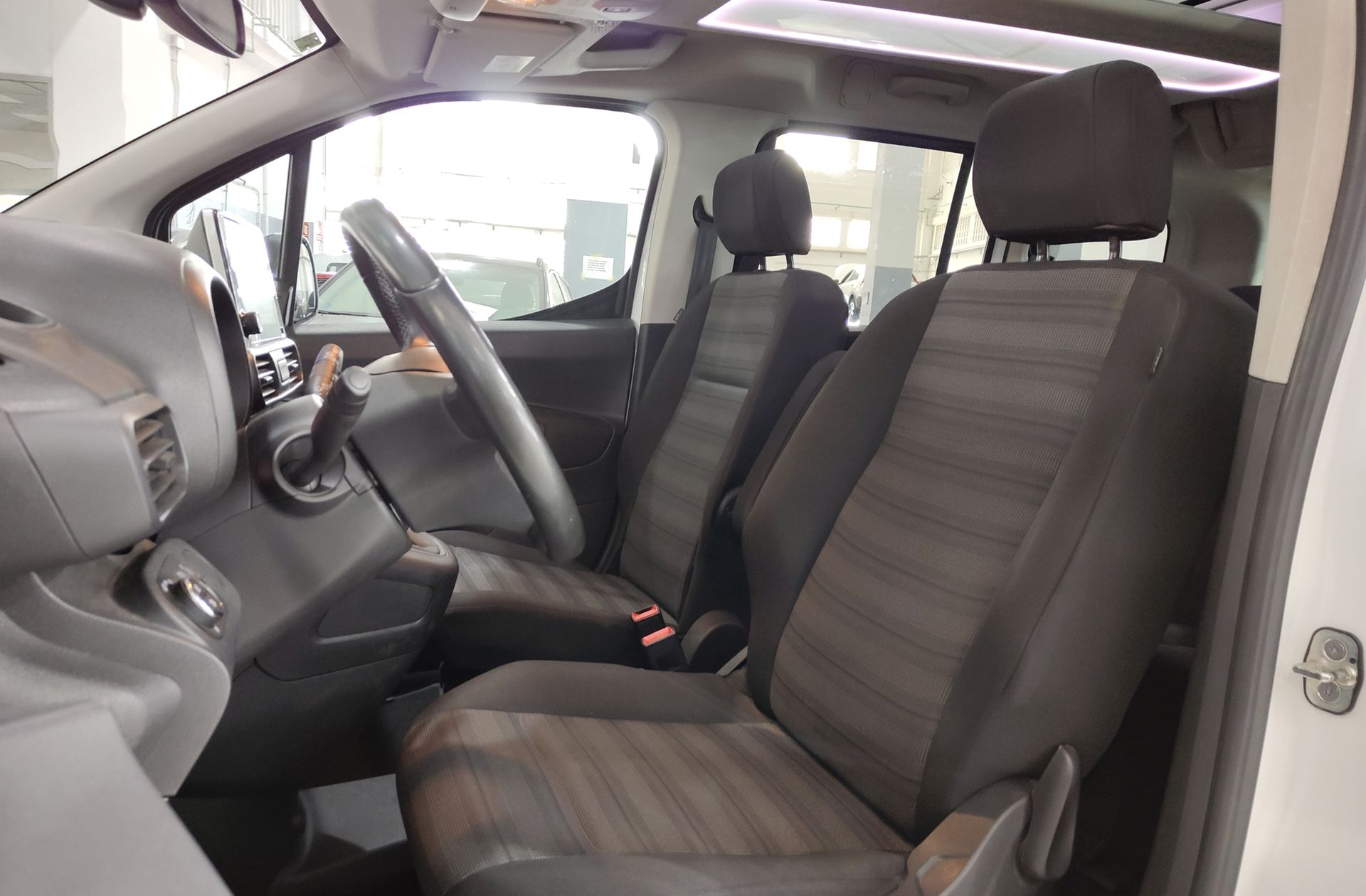 Opel Combo 1.5 TD Elegance Plus L - foto 11