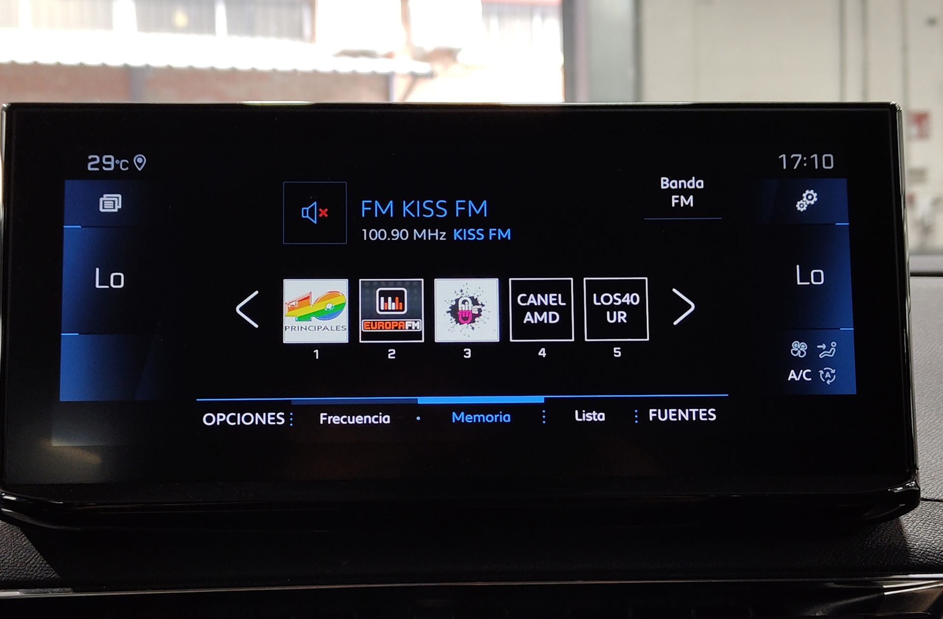 Peugeot 3008 BlueHDi 130 Allure EAT8 - foto 39